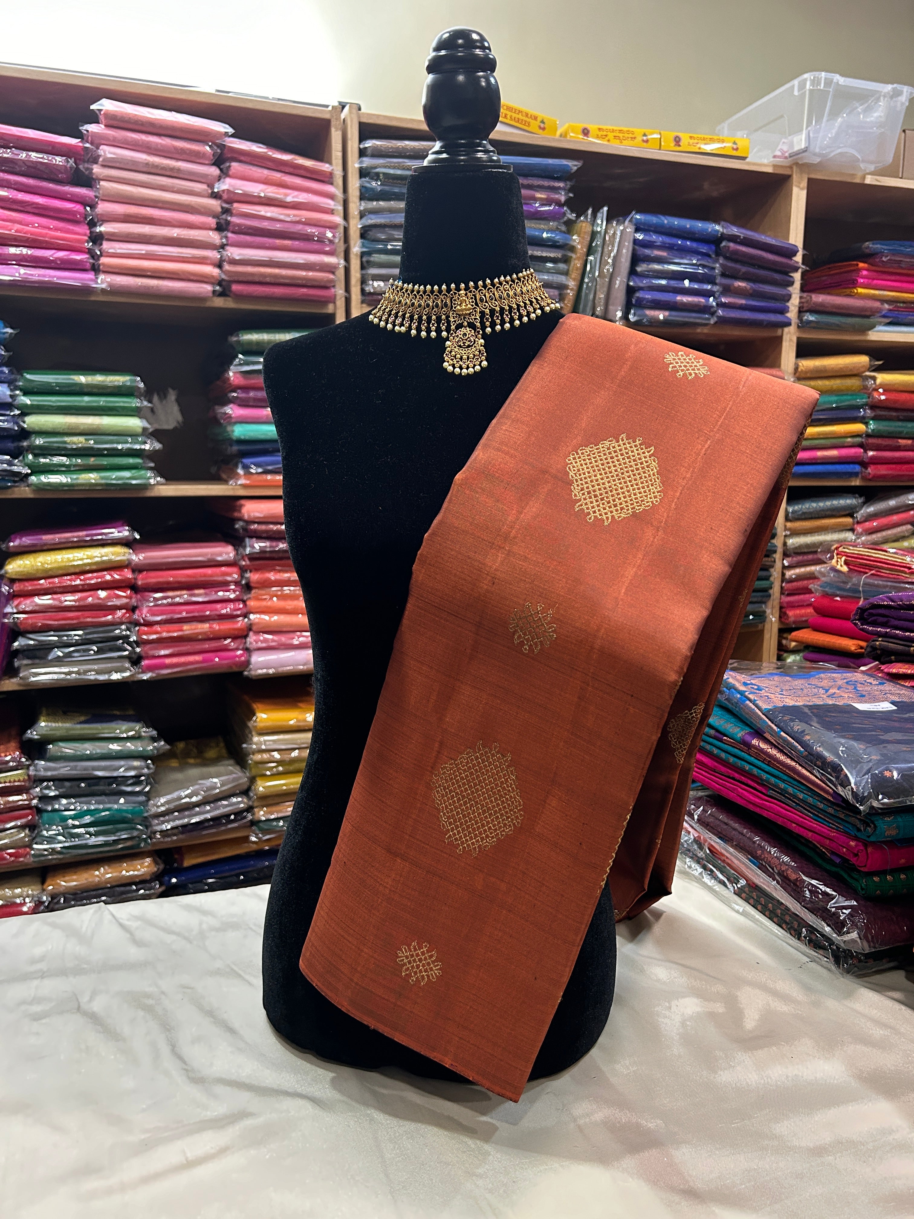 Pure zari Kanchipuram Pure Silk Saree