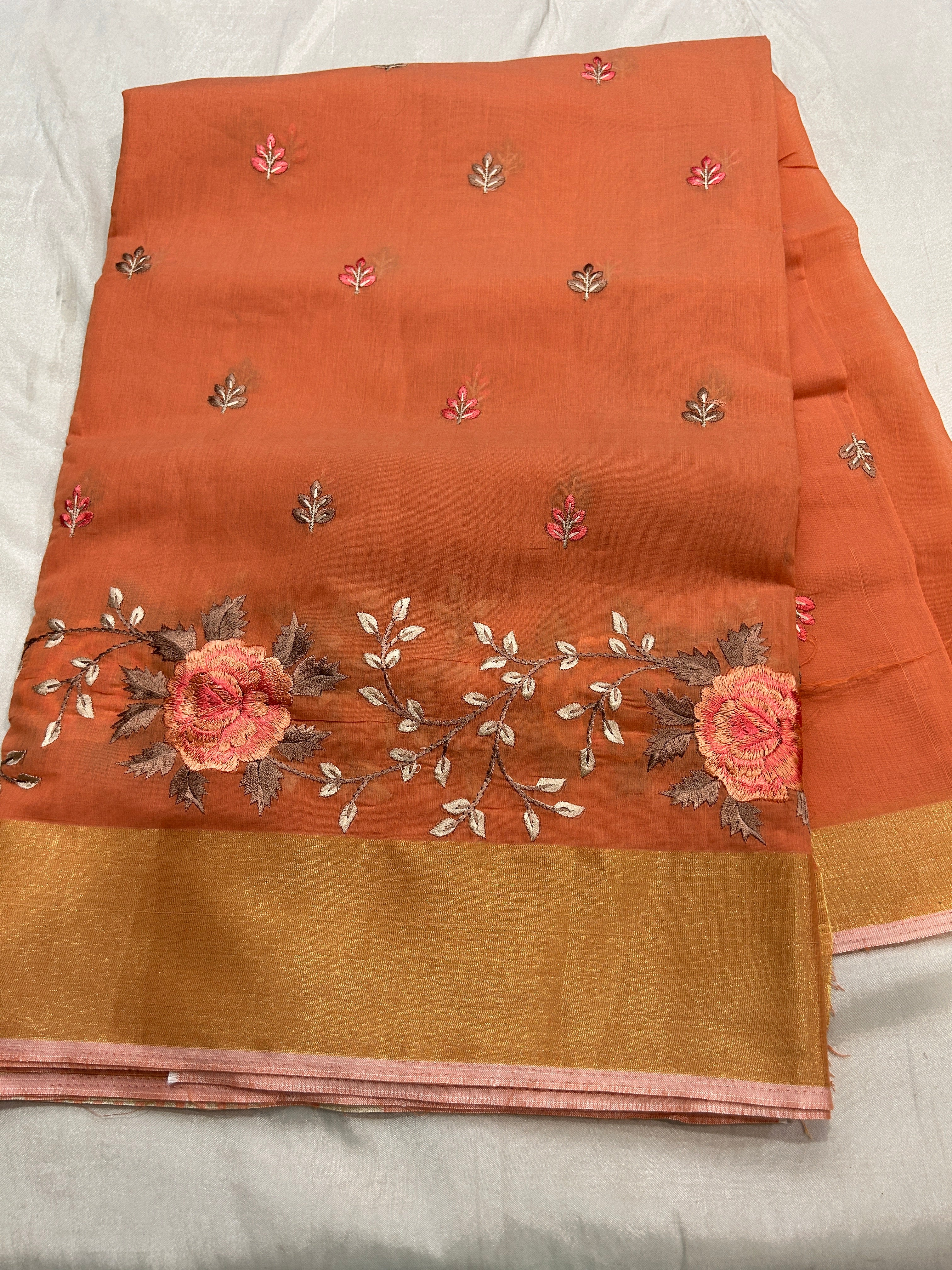 Thread work cotton with lined pallu & plain blouse