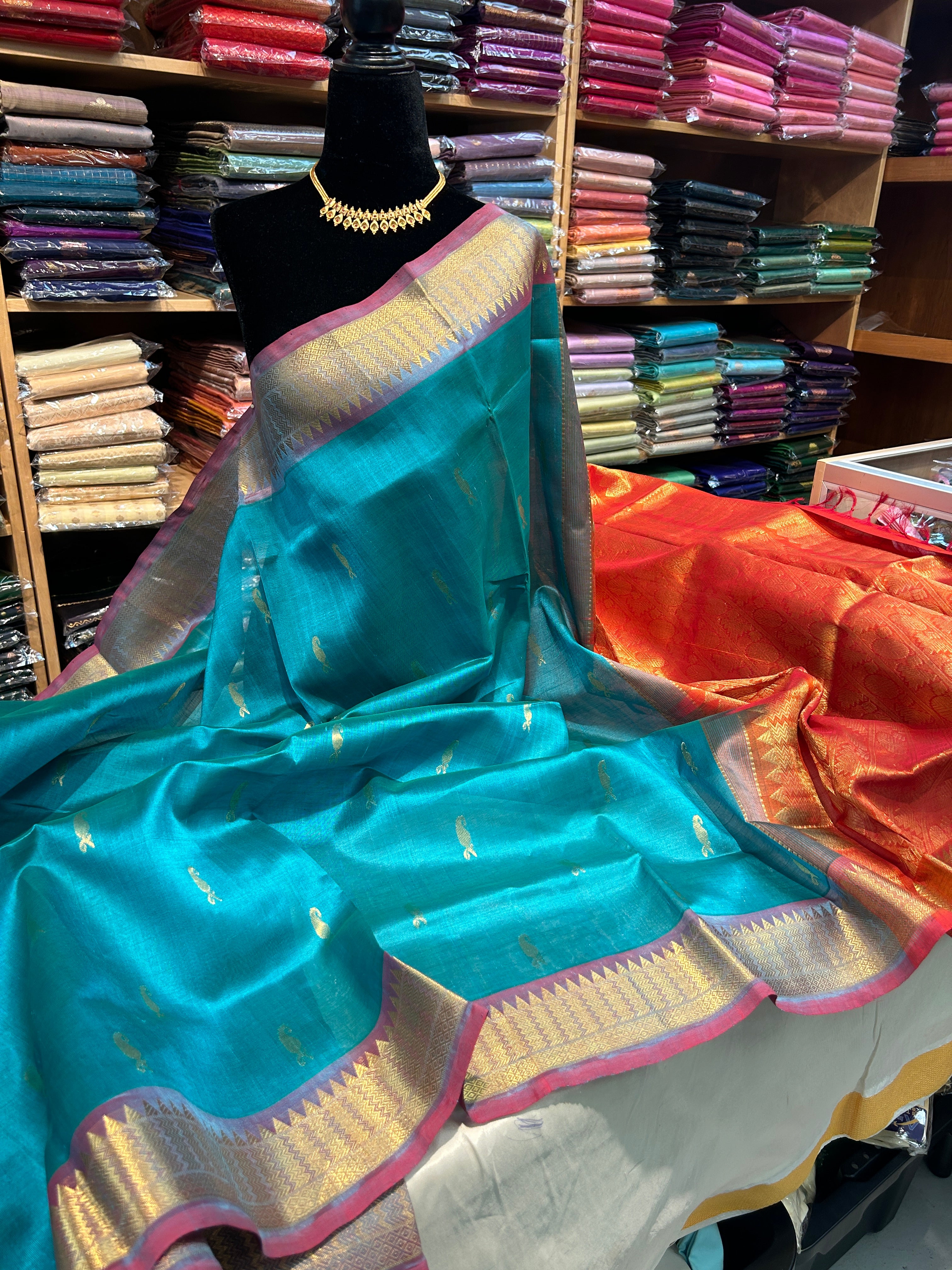 Pure cotton sarees online sale discount