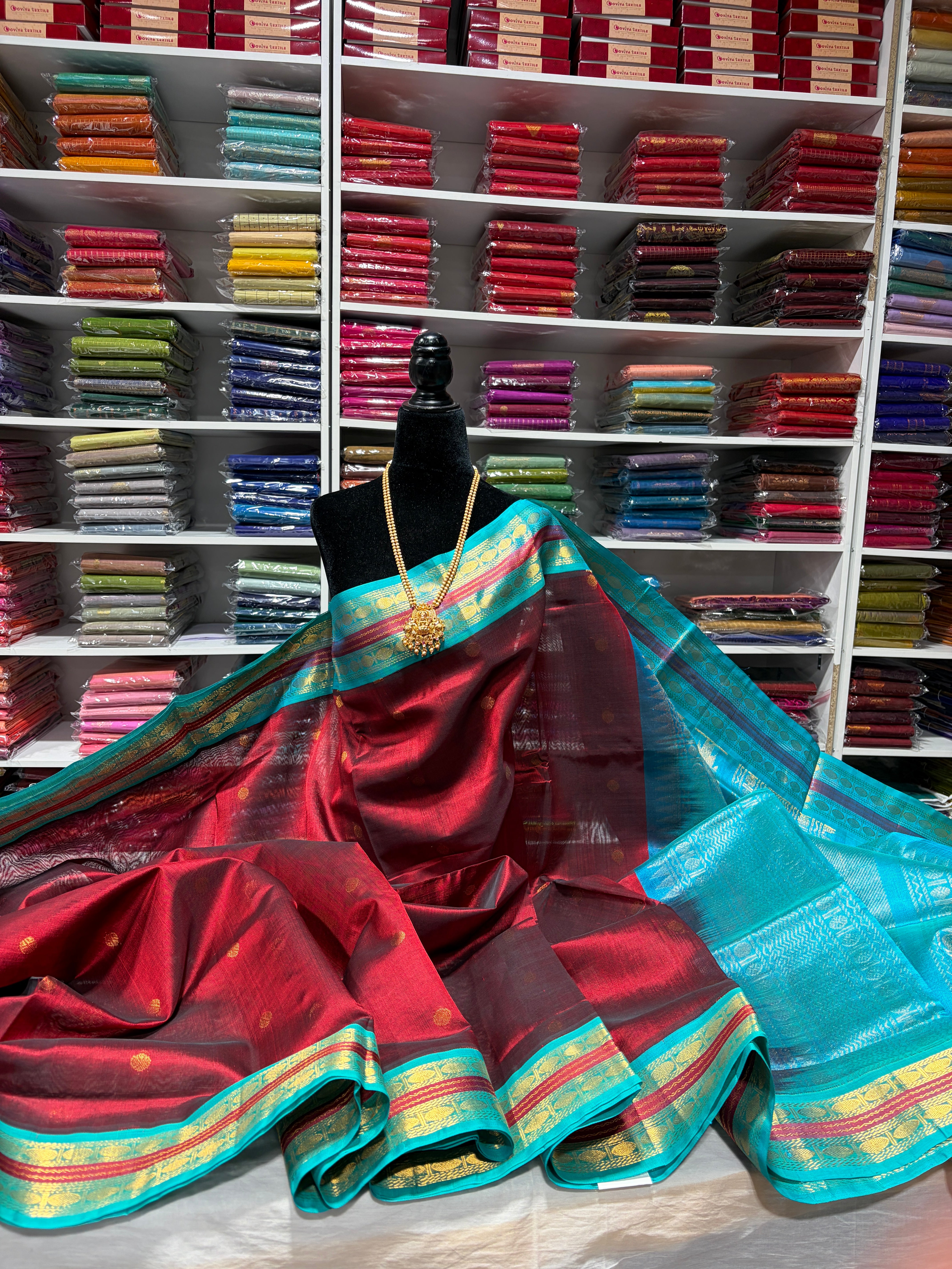 Korvai border Kanchipuram Pure Silk Cotton Saree with contrast blouse & pallu