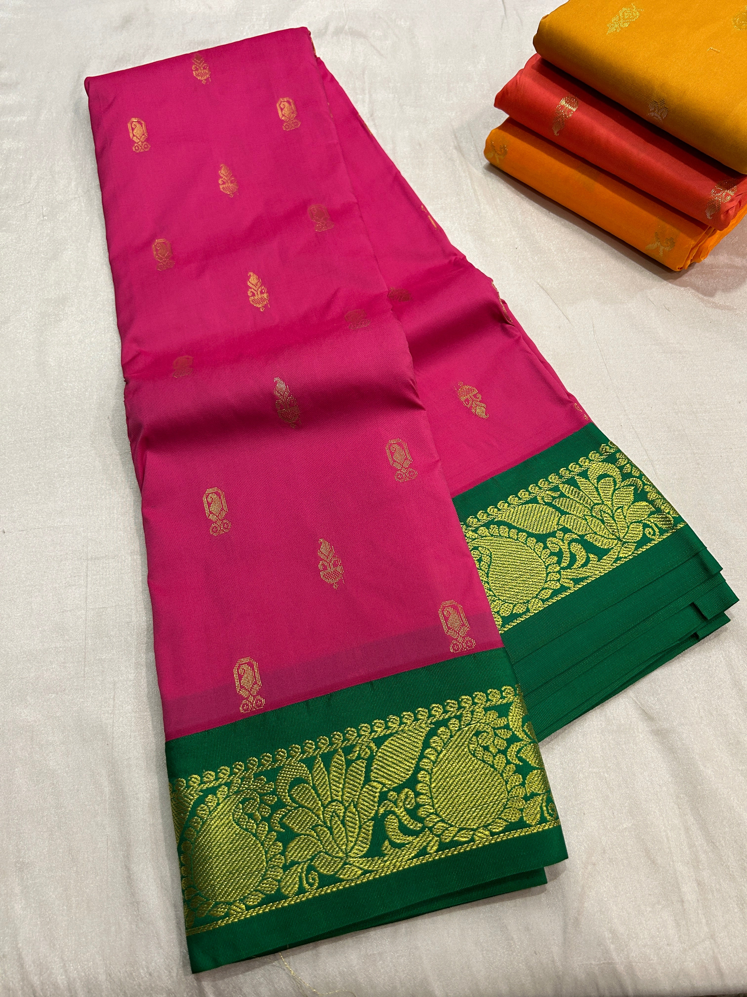 Korvai kanchi mini butta semisilk  saree with contrast blouse and rich pallu