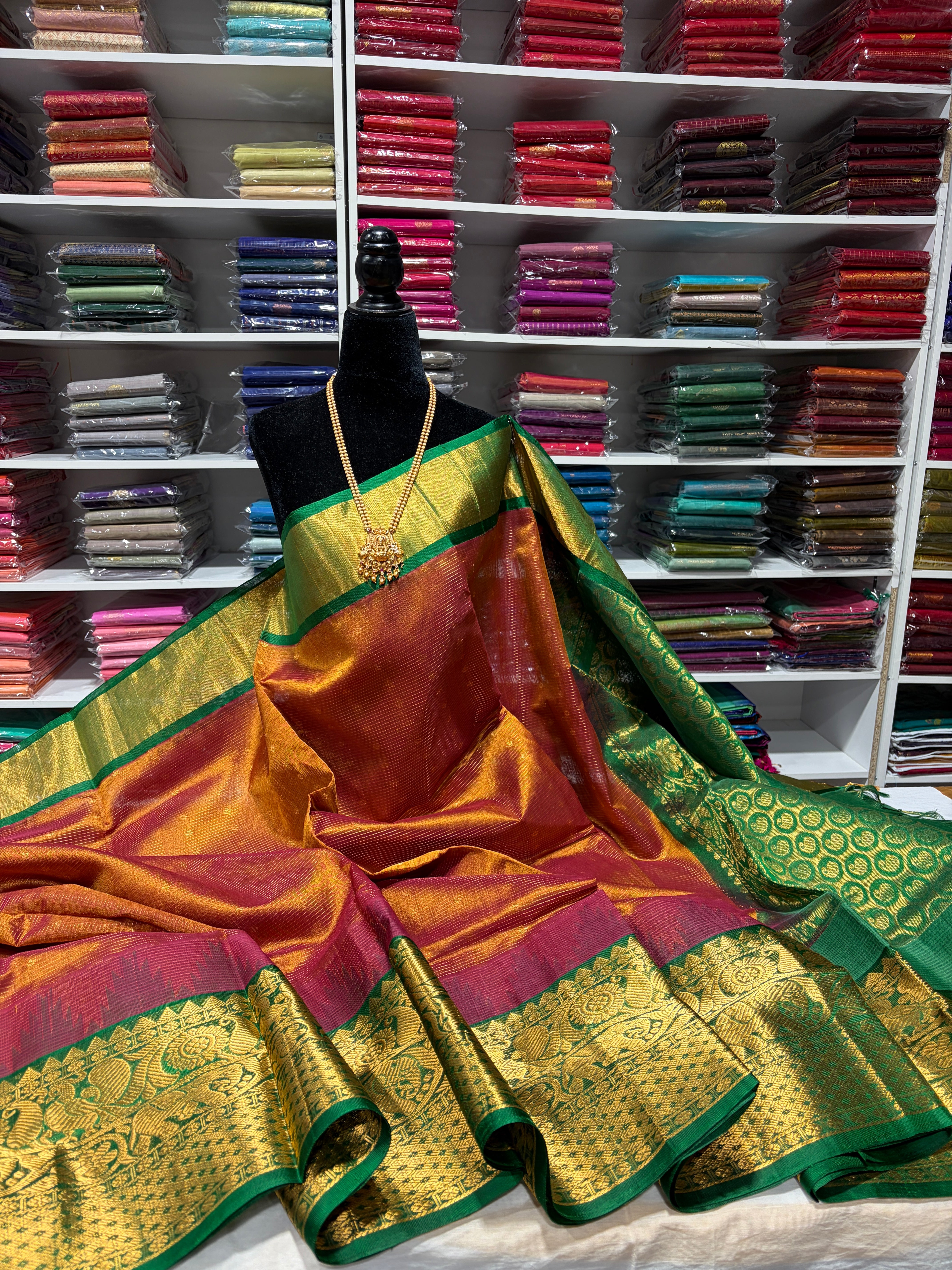 Korvai border Kanchipuram Pure Silk Cotton Saree with contrast blouse & pallu