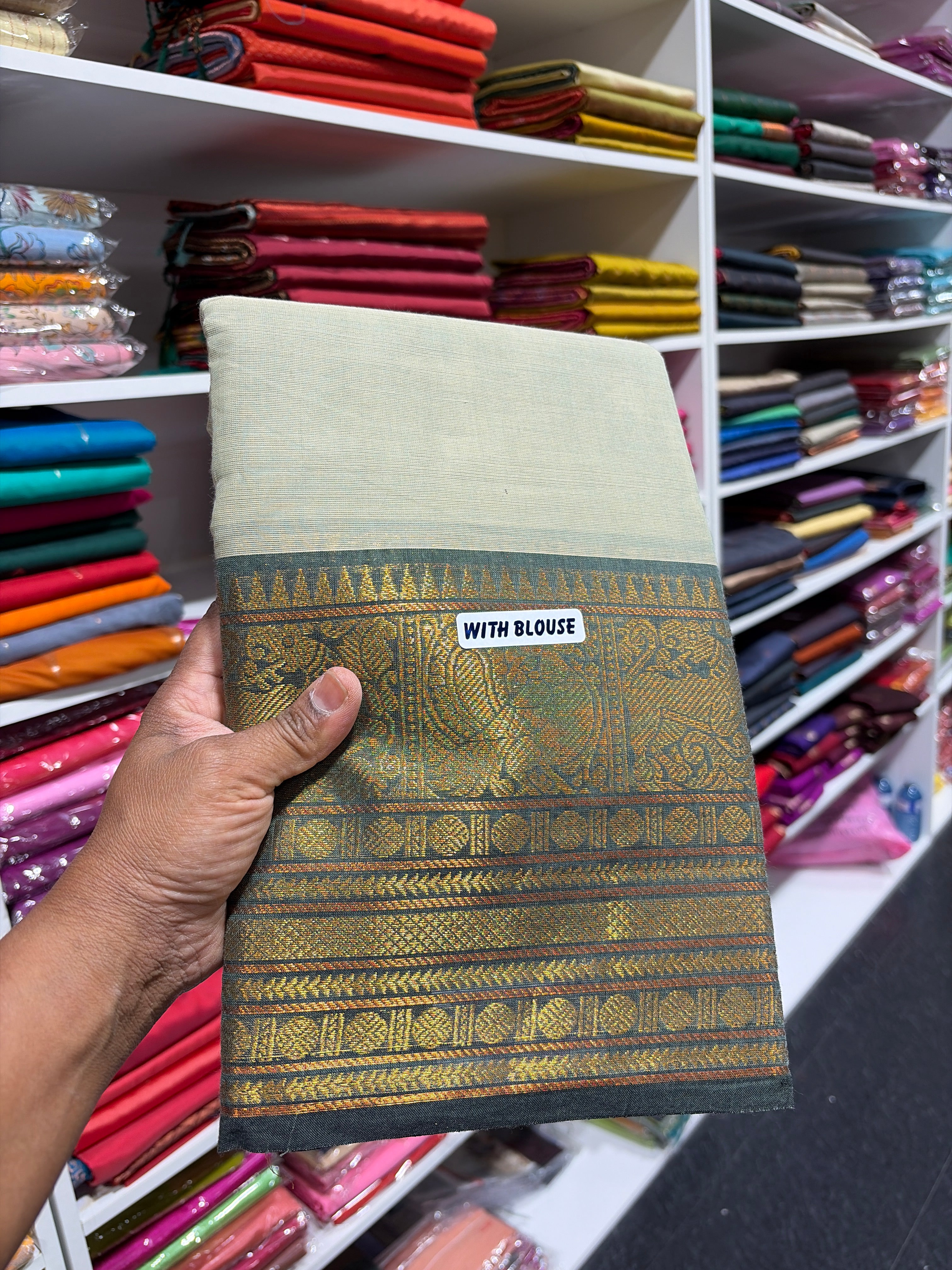 Kanchipuram pure Cotton Saree with running blouse (Copy)