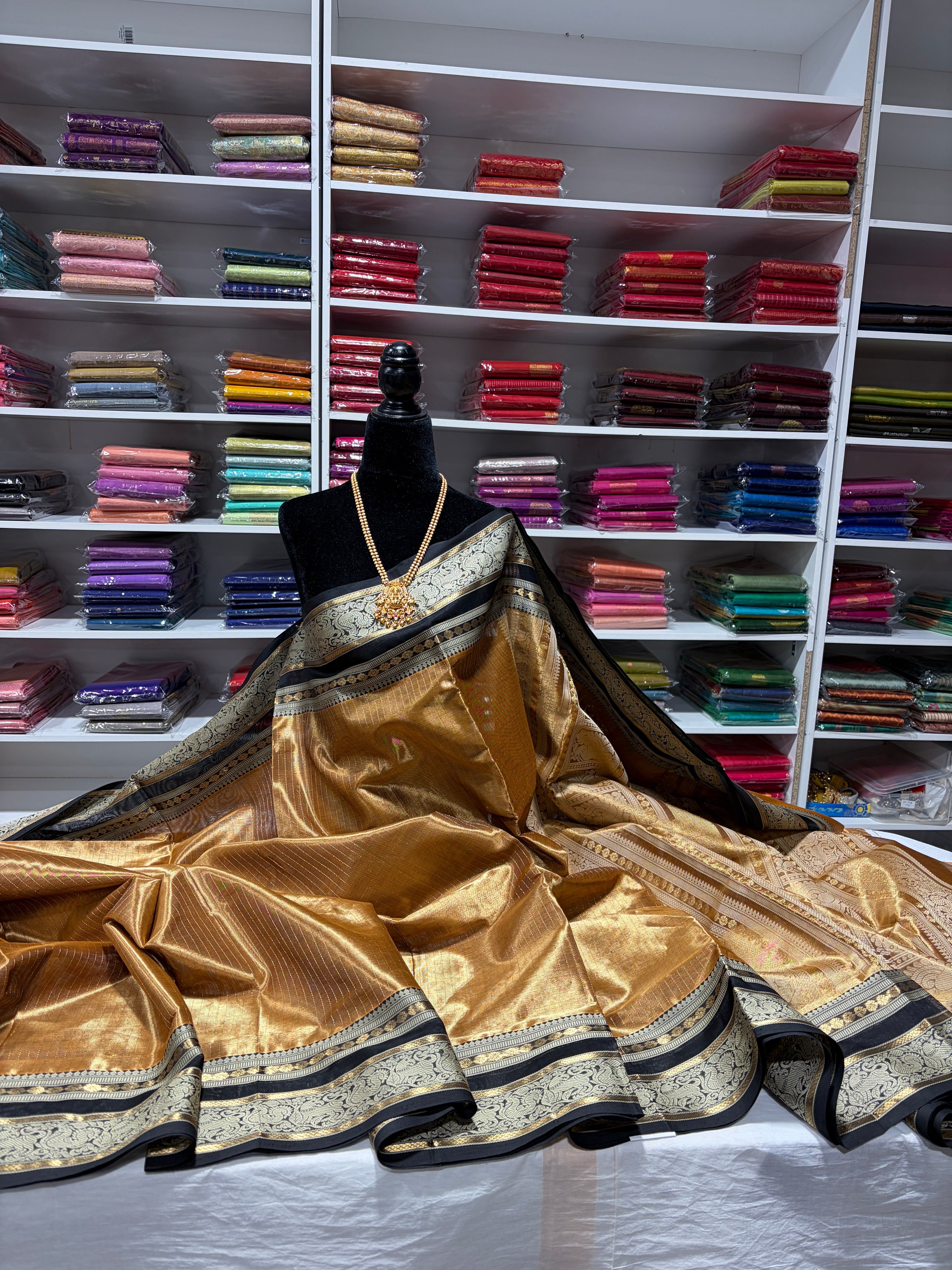 Tissue Kanchipuram Pure Silk mercerized silk mix Saree with plain running blouse & Rich pallu