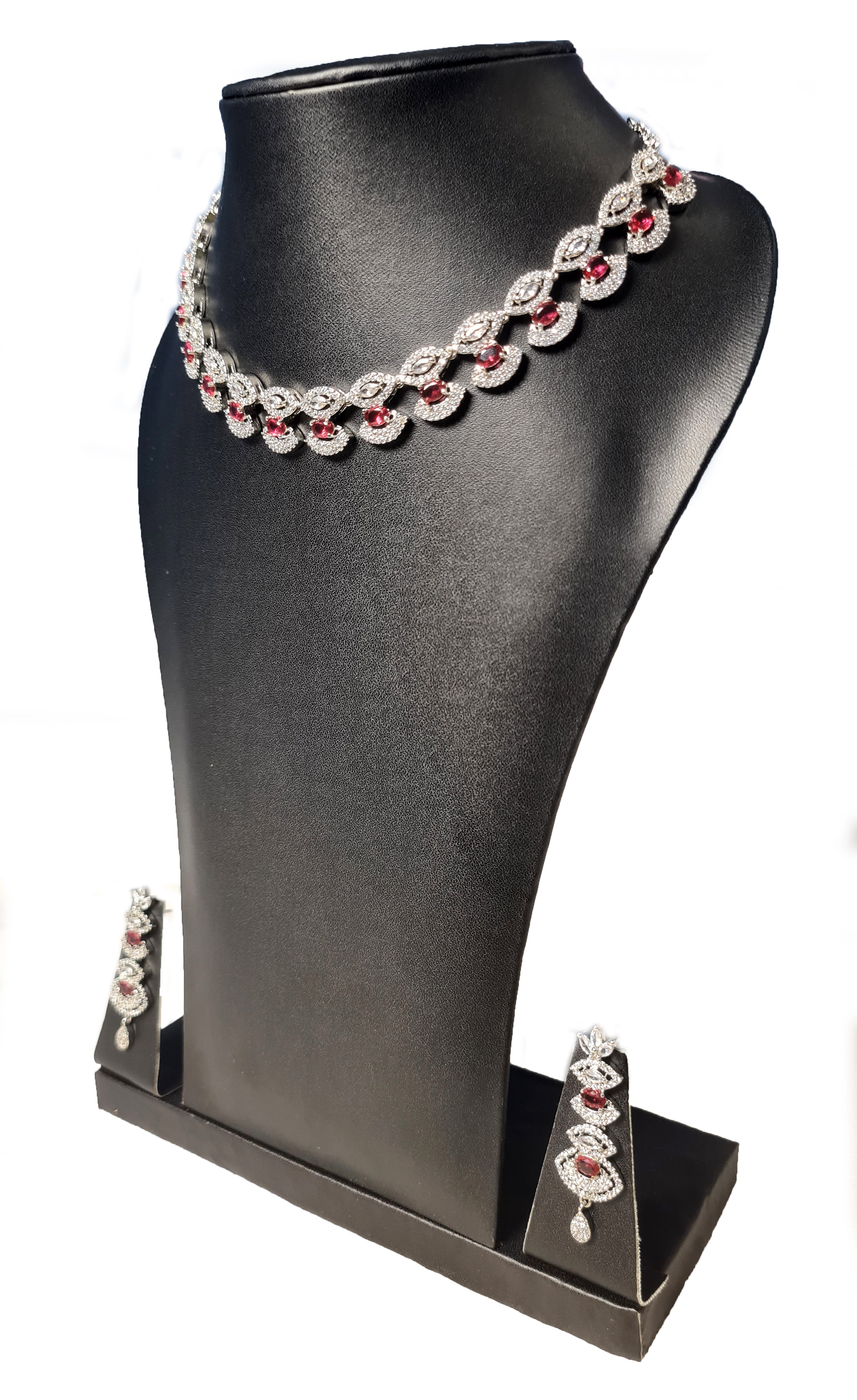 Neck and Earring Set