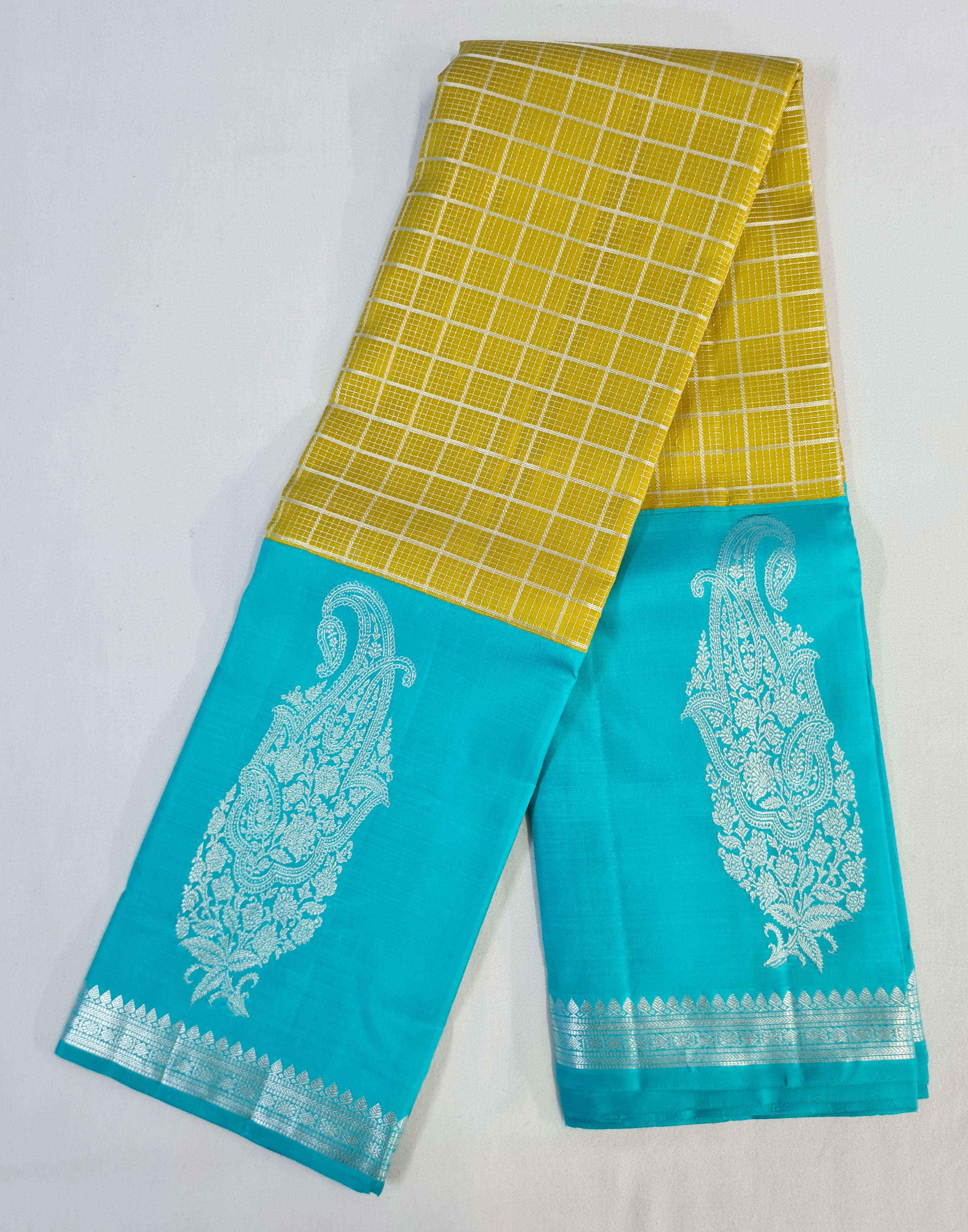 Kanchipuram vairaoosi Pure Silk Saree with pure silver zari