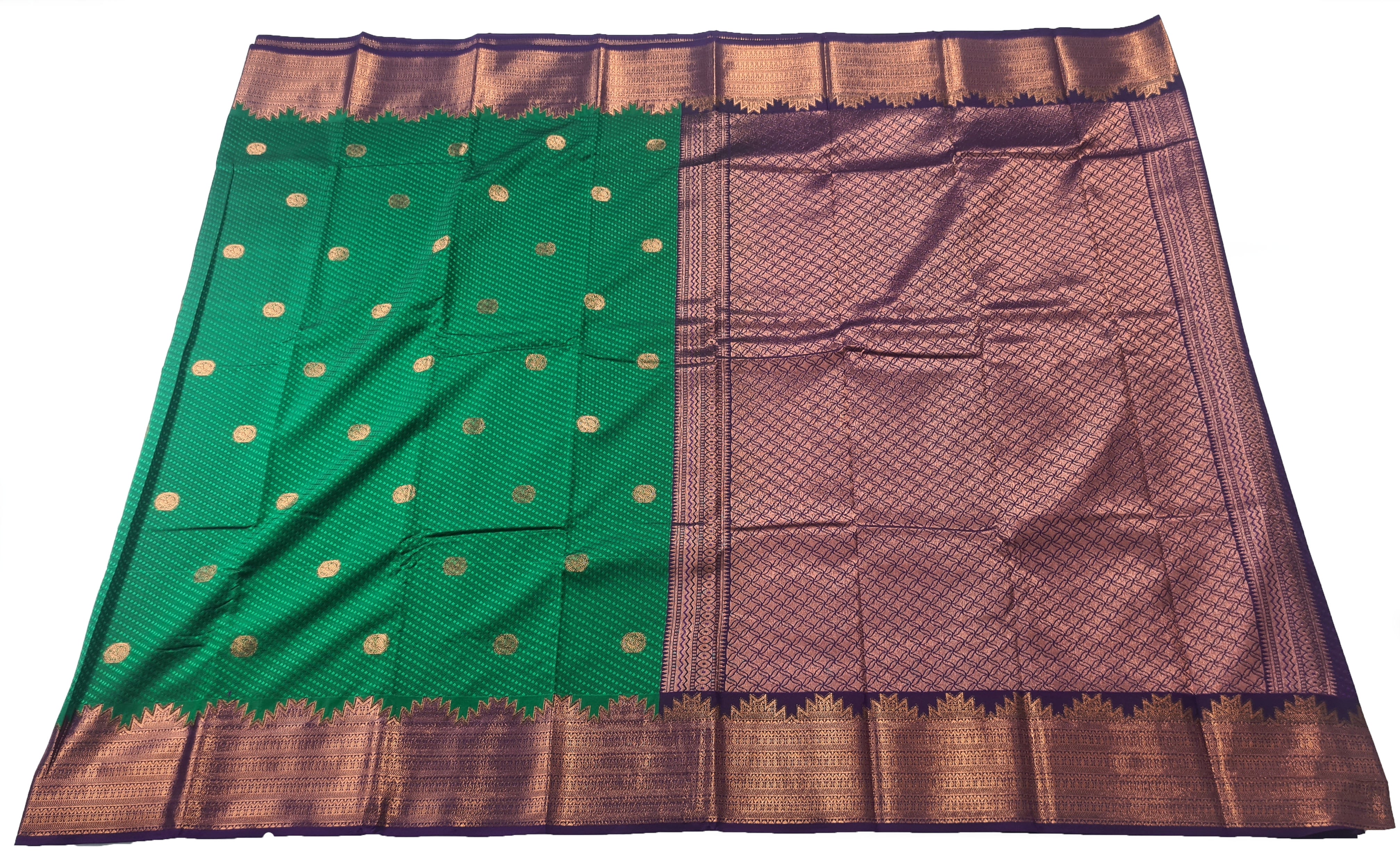 Kanchi Vegan Silk Saree With Contrast Blouse and Rich Jari Pallu
