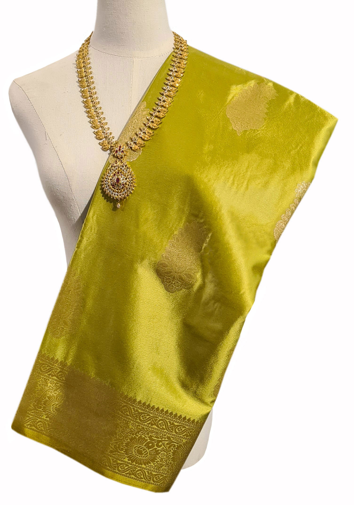 Bengaluru Crape Antic Silk Meena Sarees