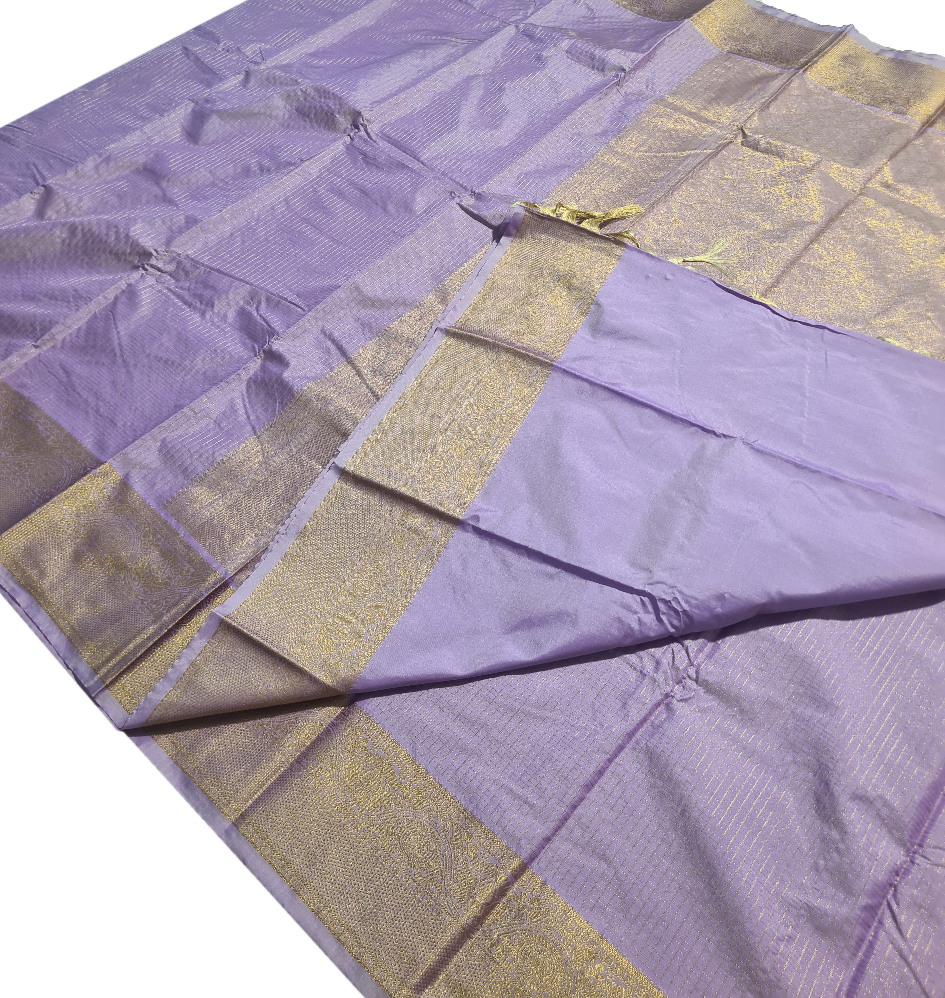 Vairaoosi Check Sarees