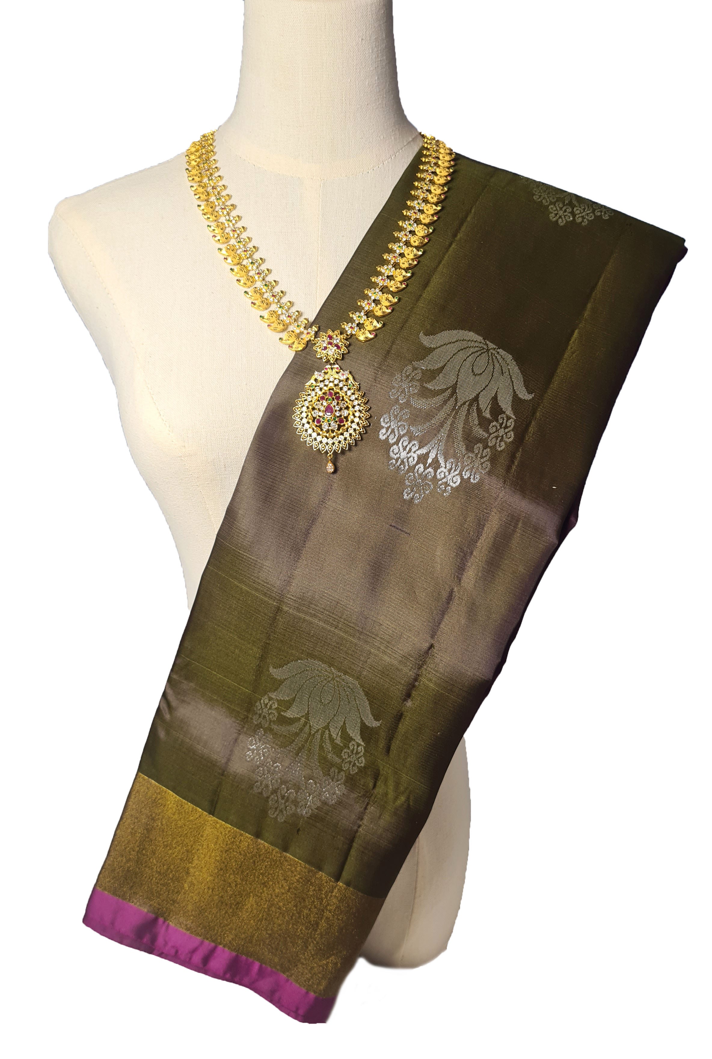 Handwoven Unique Pure Soft Silk Saree