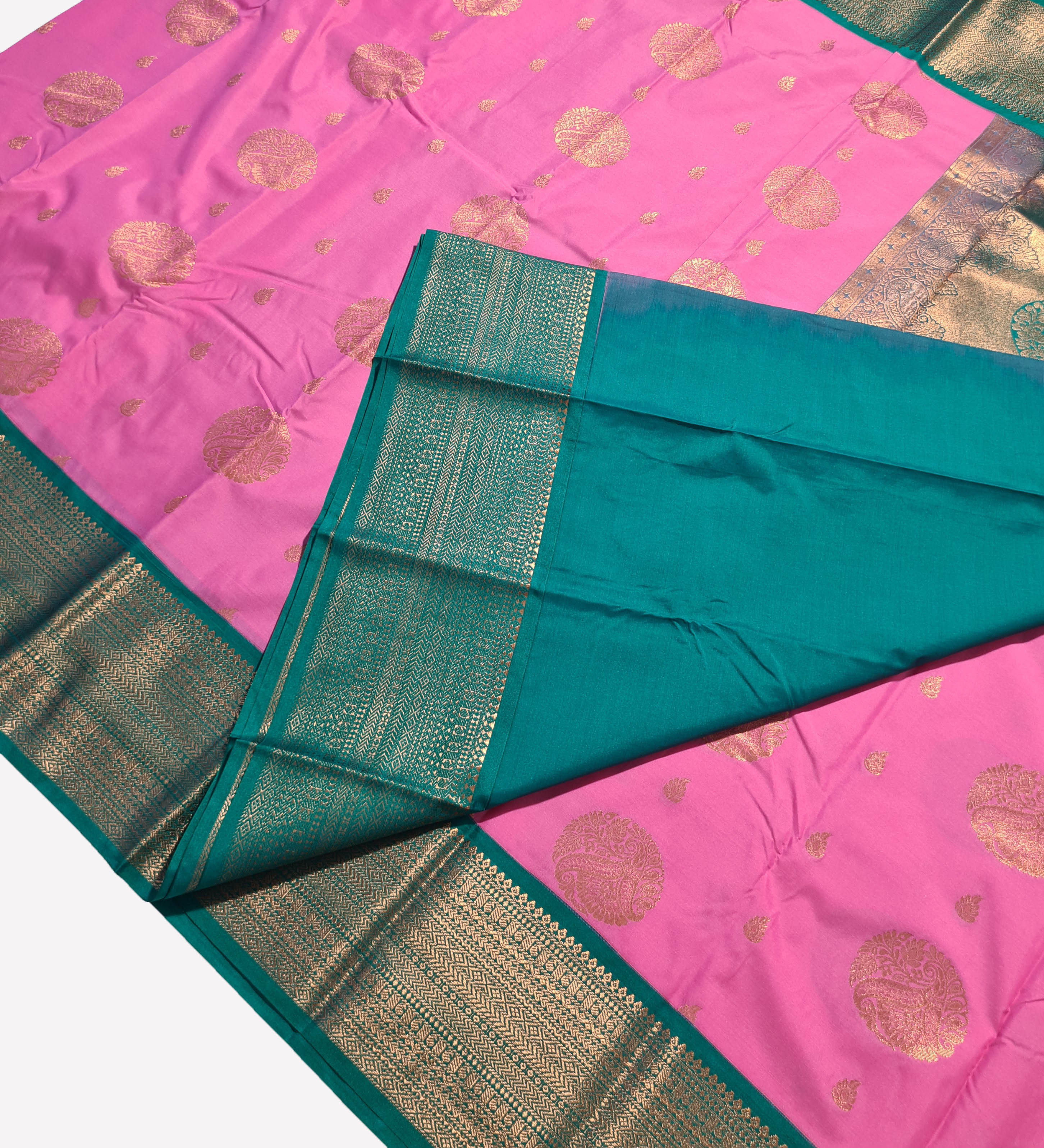 Kanchi Vegan Silk Saree With Contrast Blouse and Rich Jari Pallu