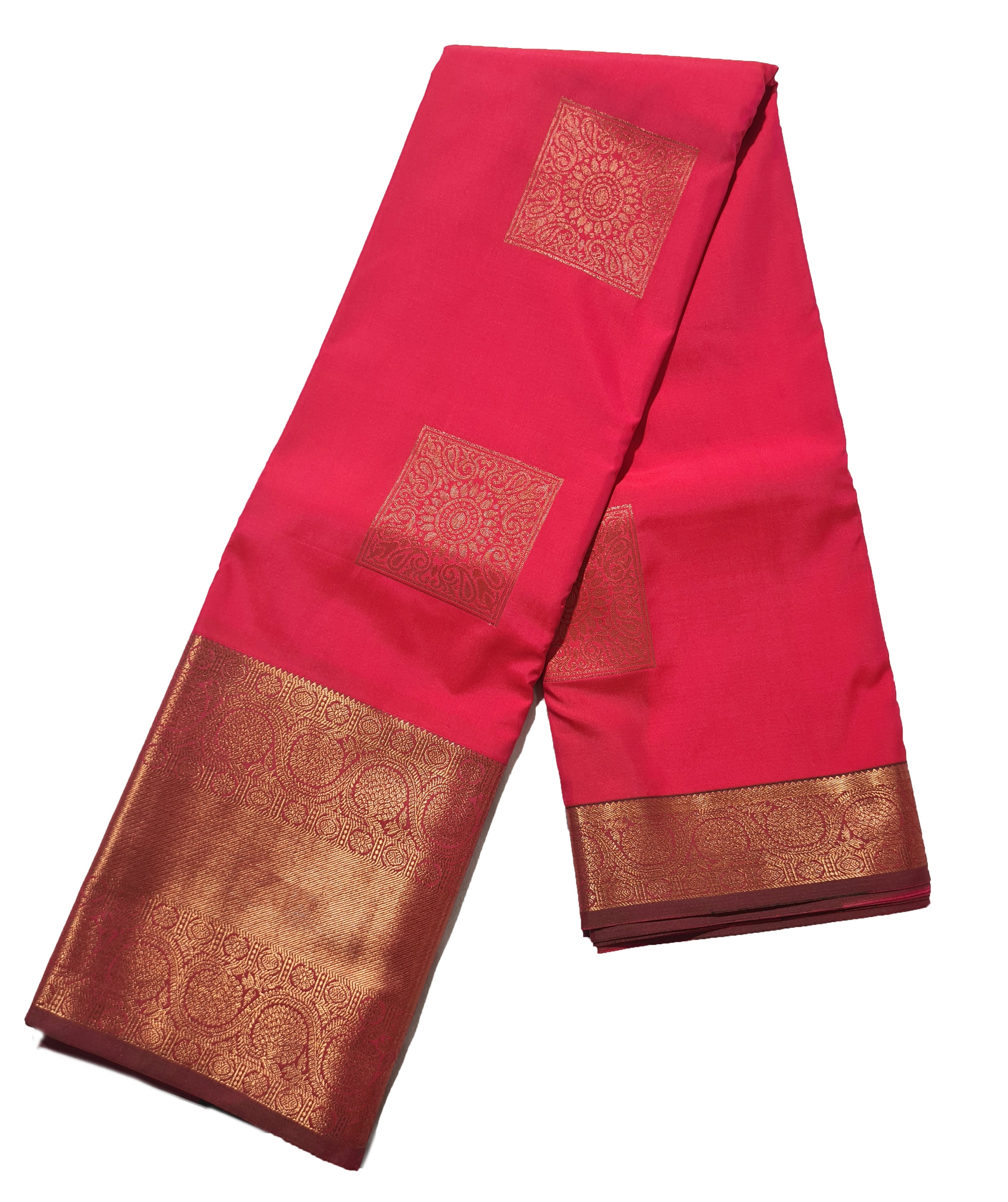 Kanchi Vegan Silk Saree With Contrast Blouse and Rich Jari Pallu