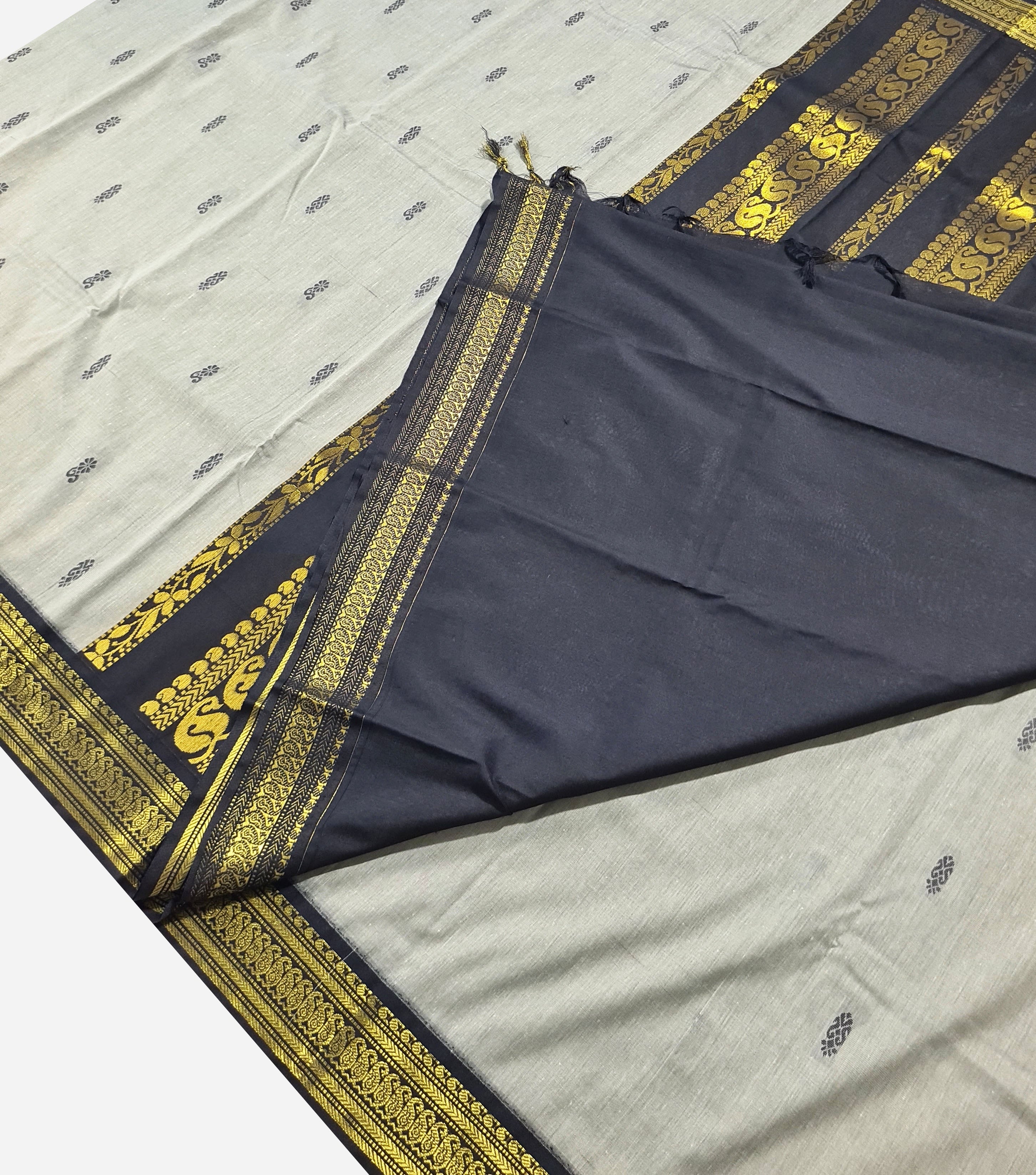 Vairaoosi Agarlic Cotton Silk Sarees