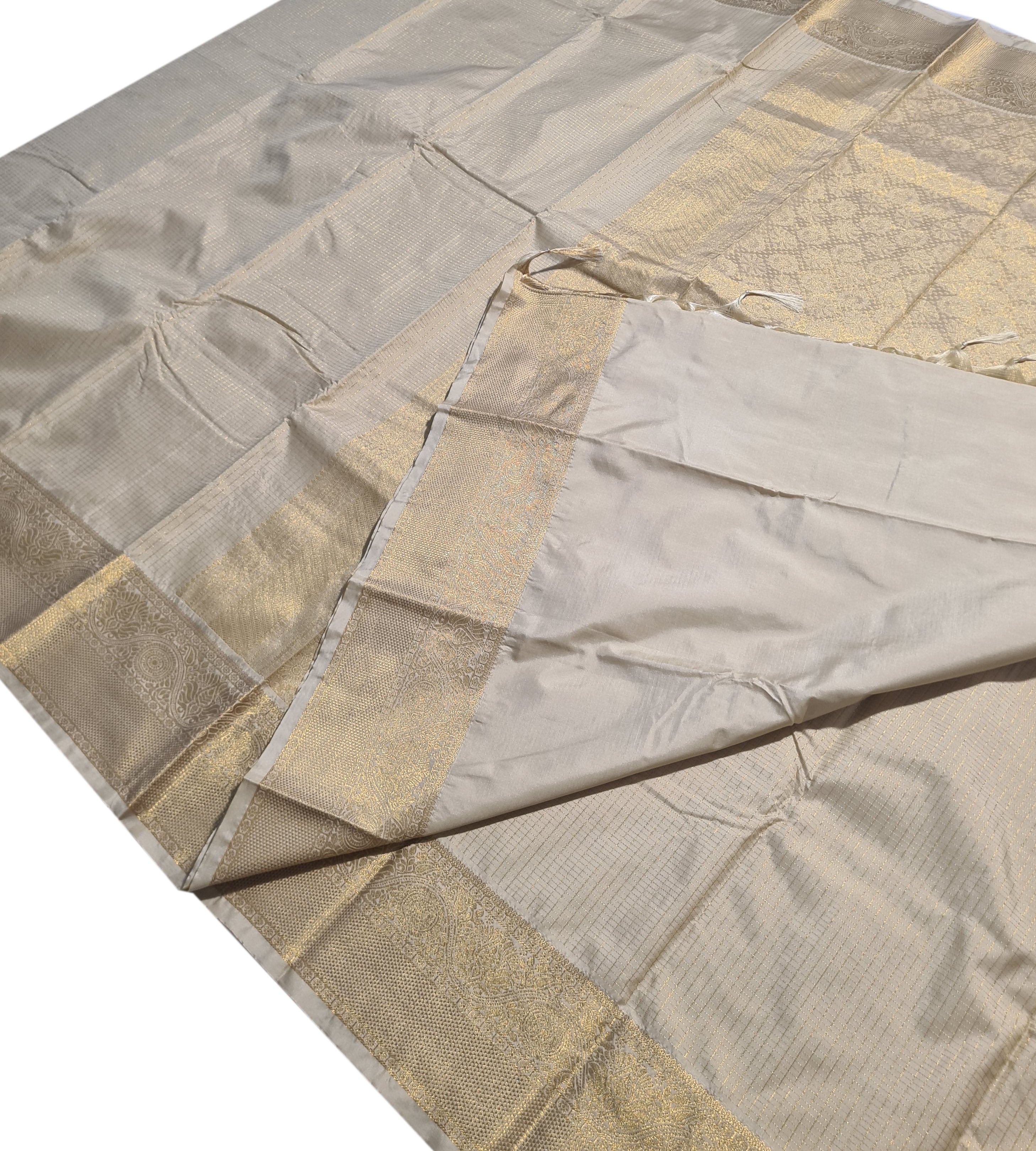 Vairaoosi Check Sarees