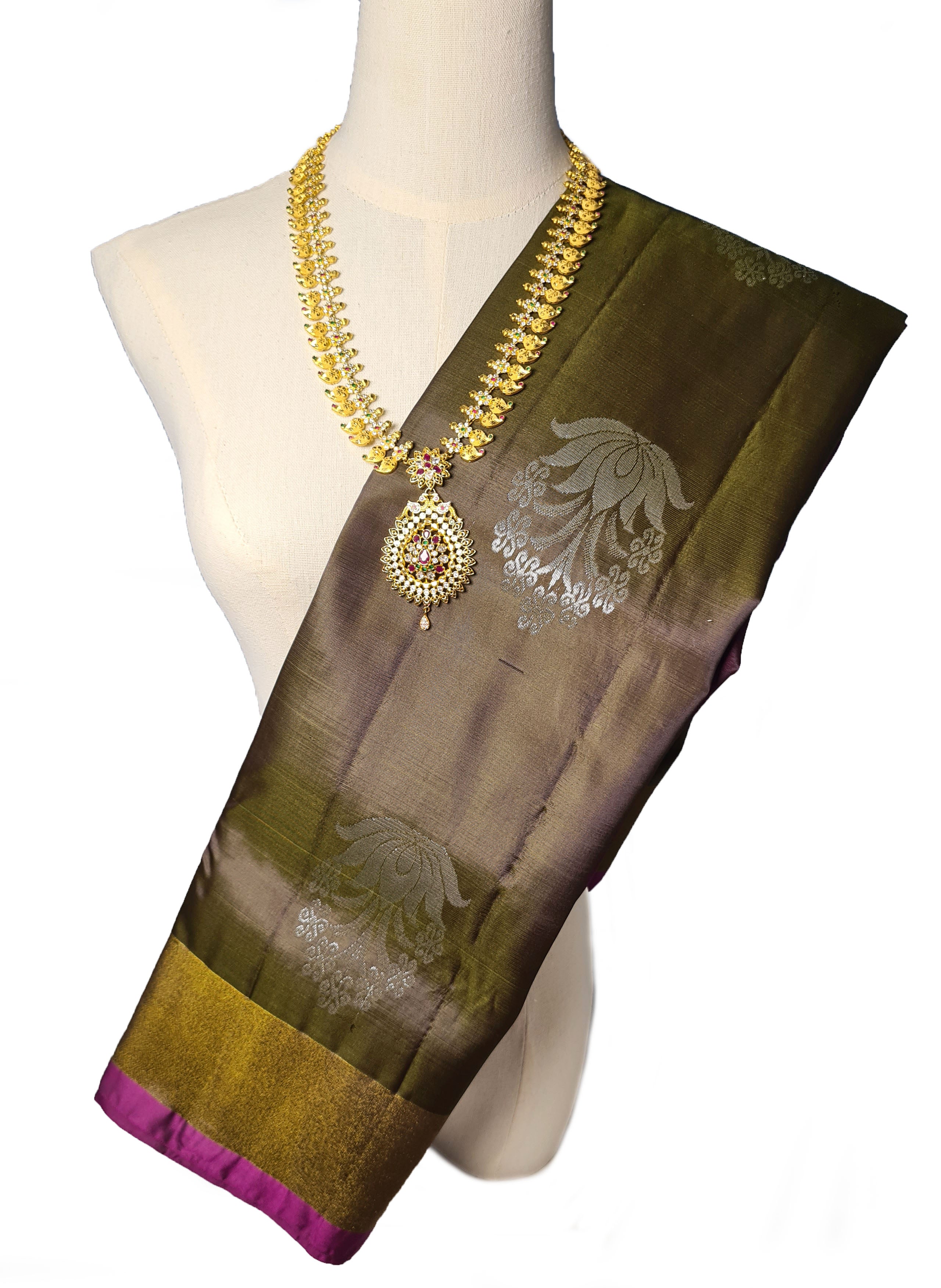 Handwoven Unique Pure Soft Silk Saree