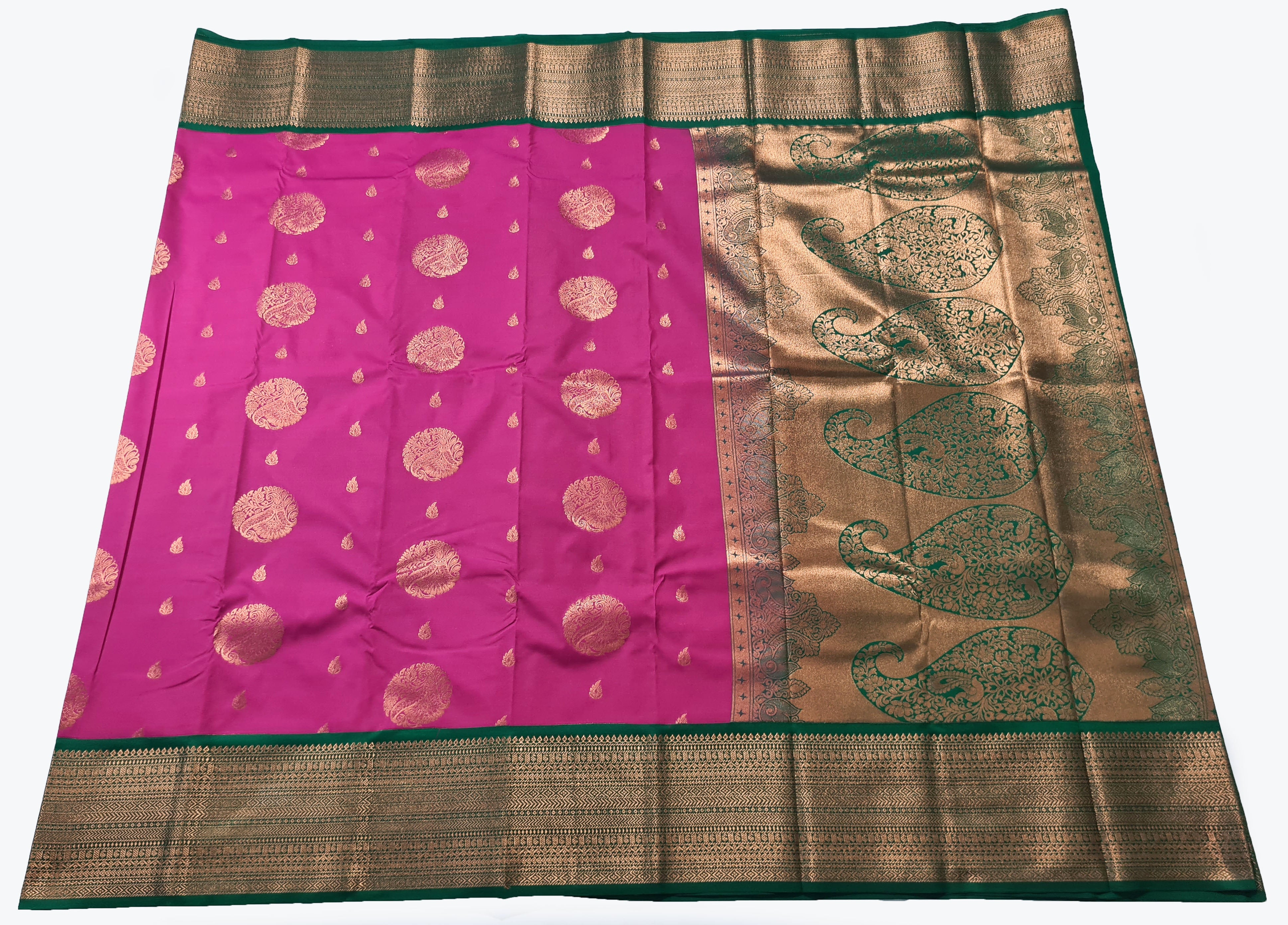 Kanchi Vegan Silk Saree With Contrast Blouse and Rich Jari Pallu