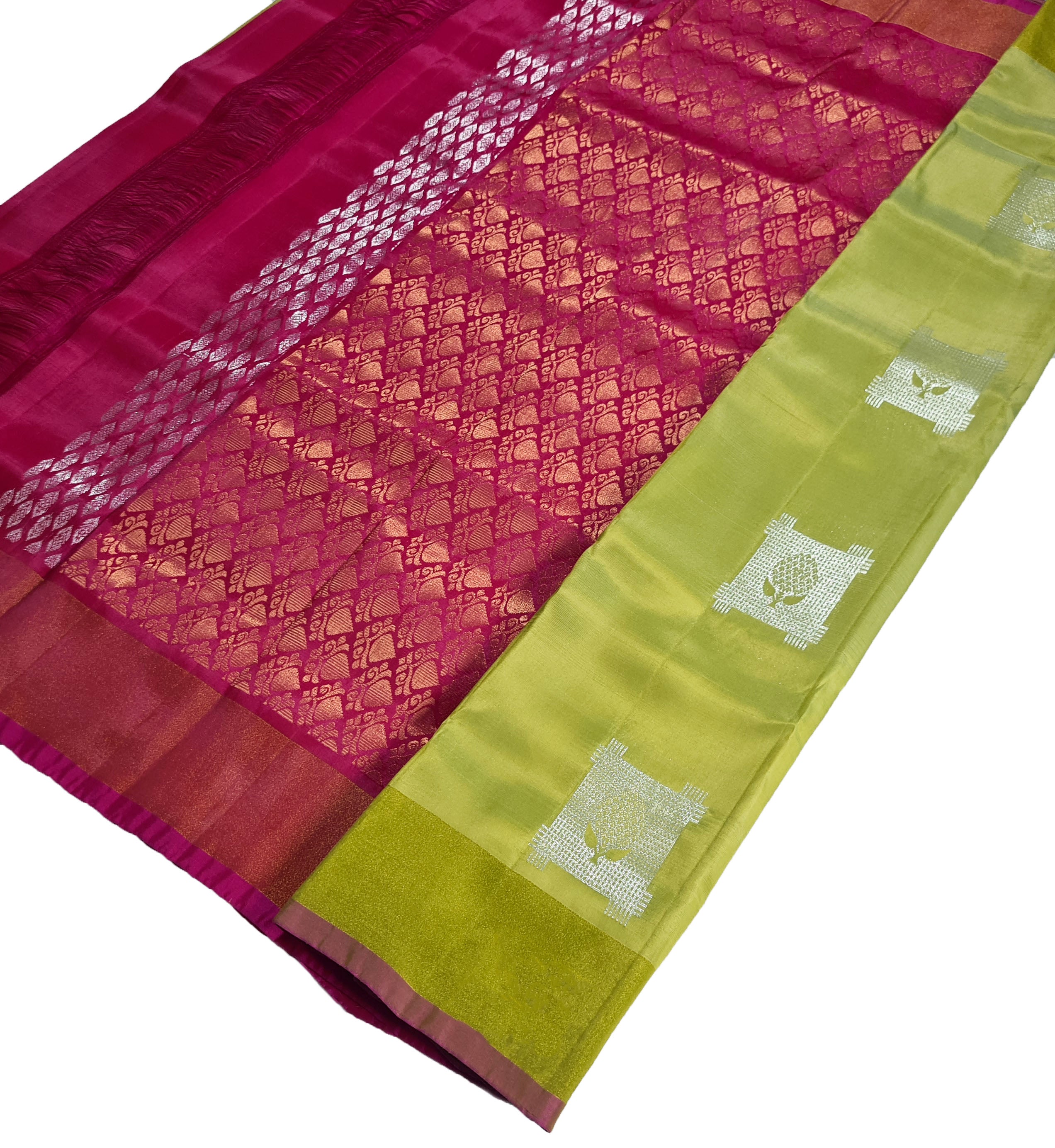 Handwoven Unique Pure Soft Silk Saree