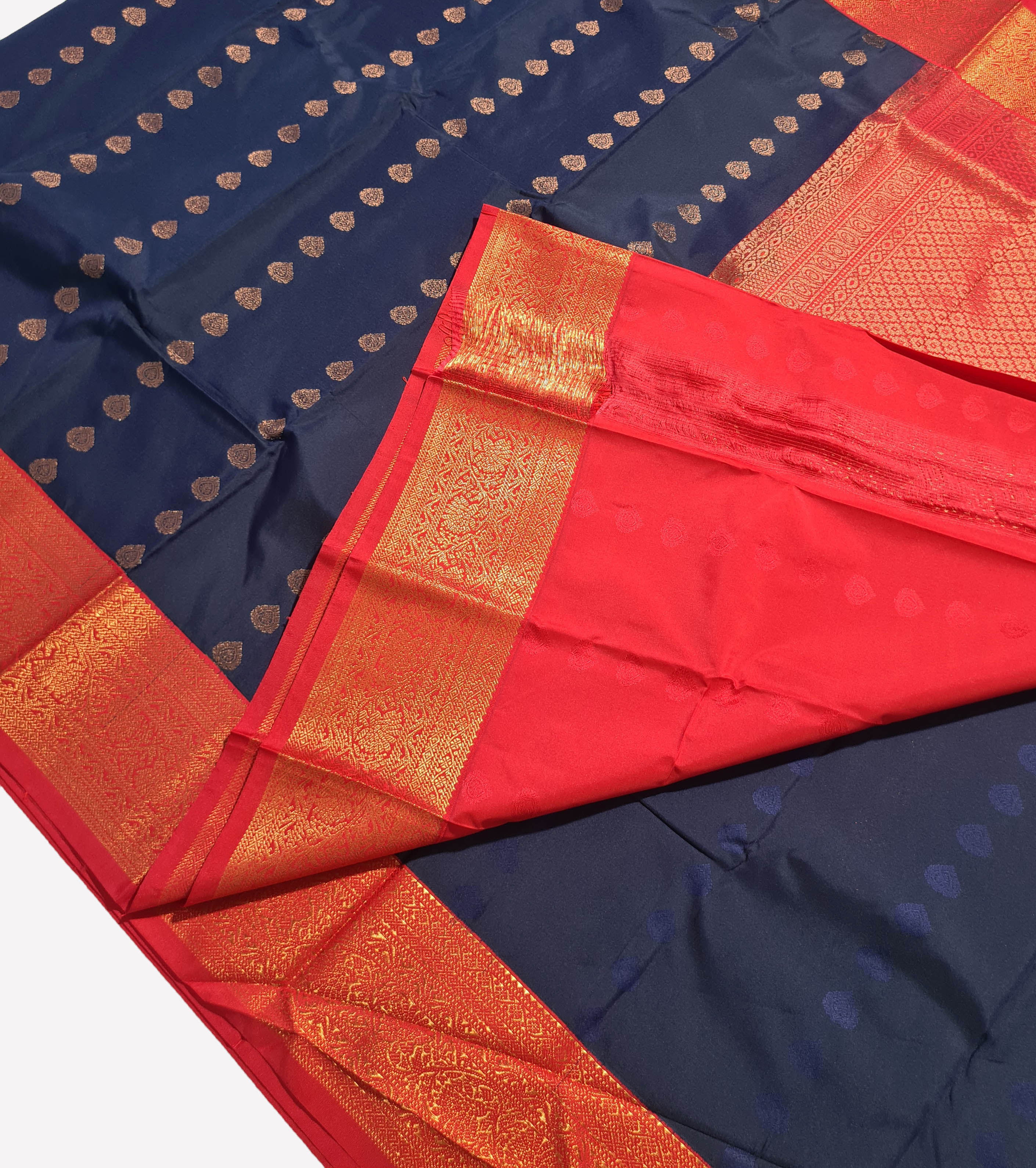 Kanchi Vegan Silk Saree With Contrast Blouse and Rich Jari Pallu