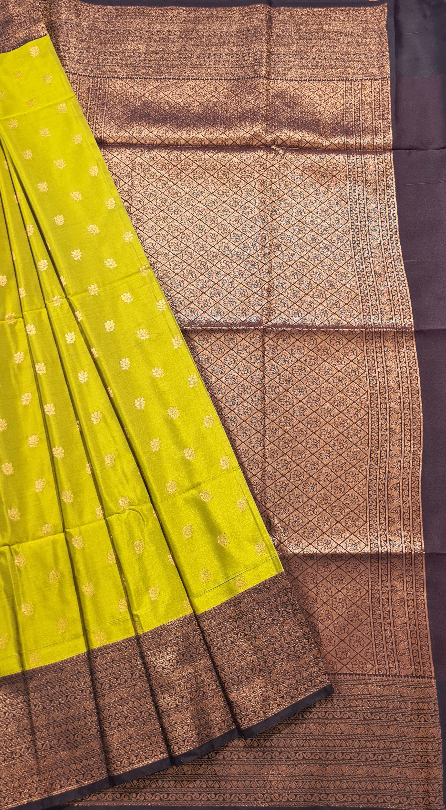 Kanchi Vegan Silk Saree With Contrast Blouse and Rich Jari Pallu