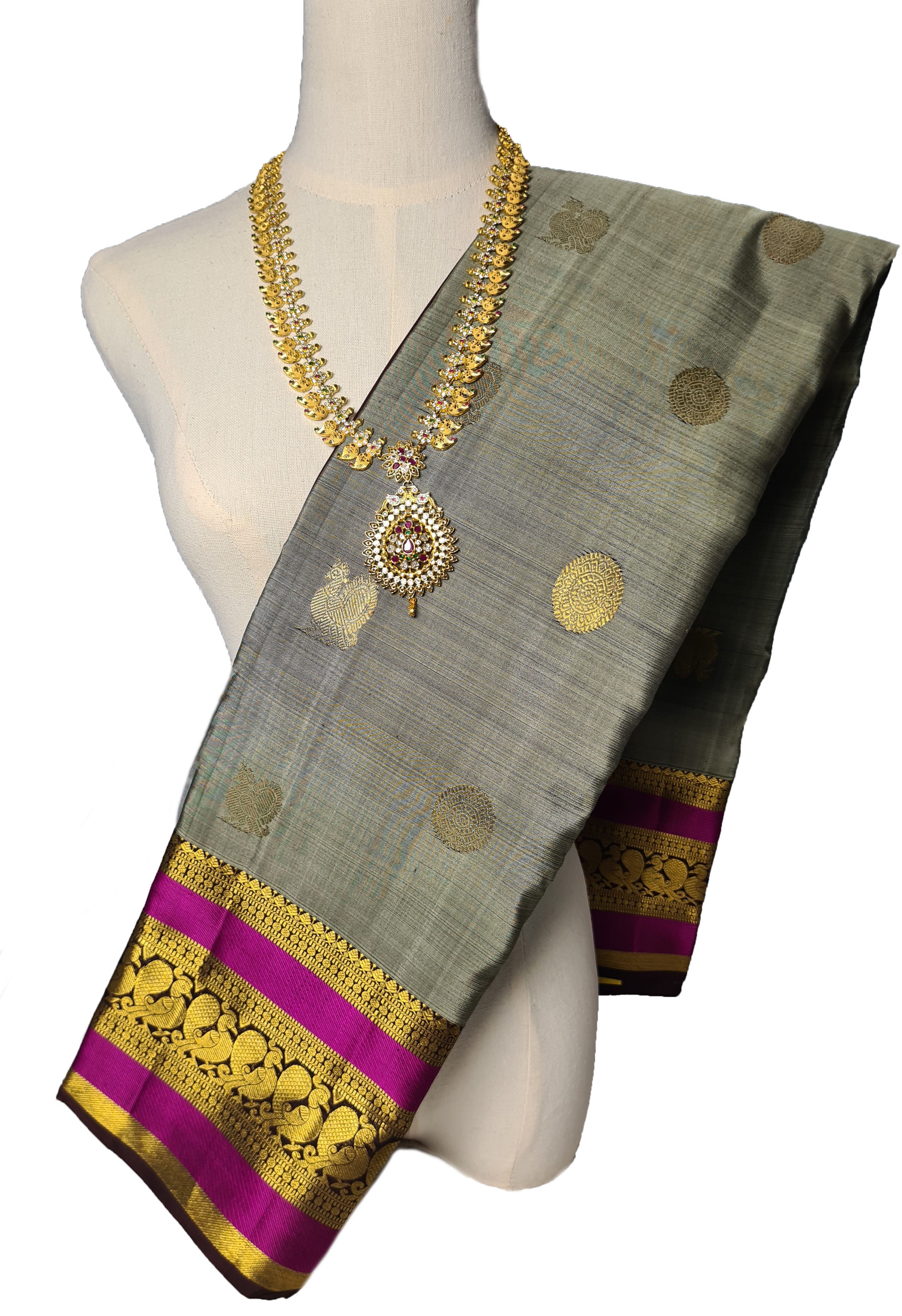Pure zari Kanchipuram Pure Silk Saree