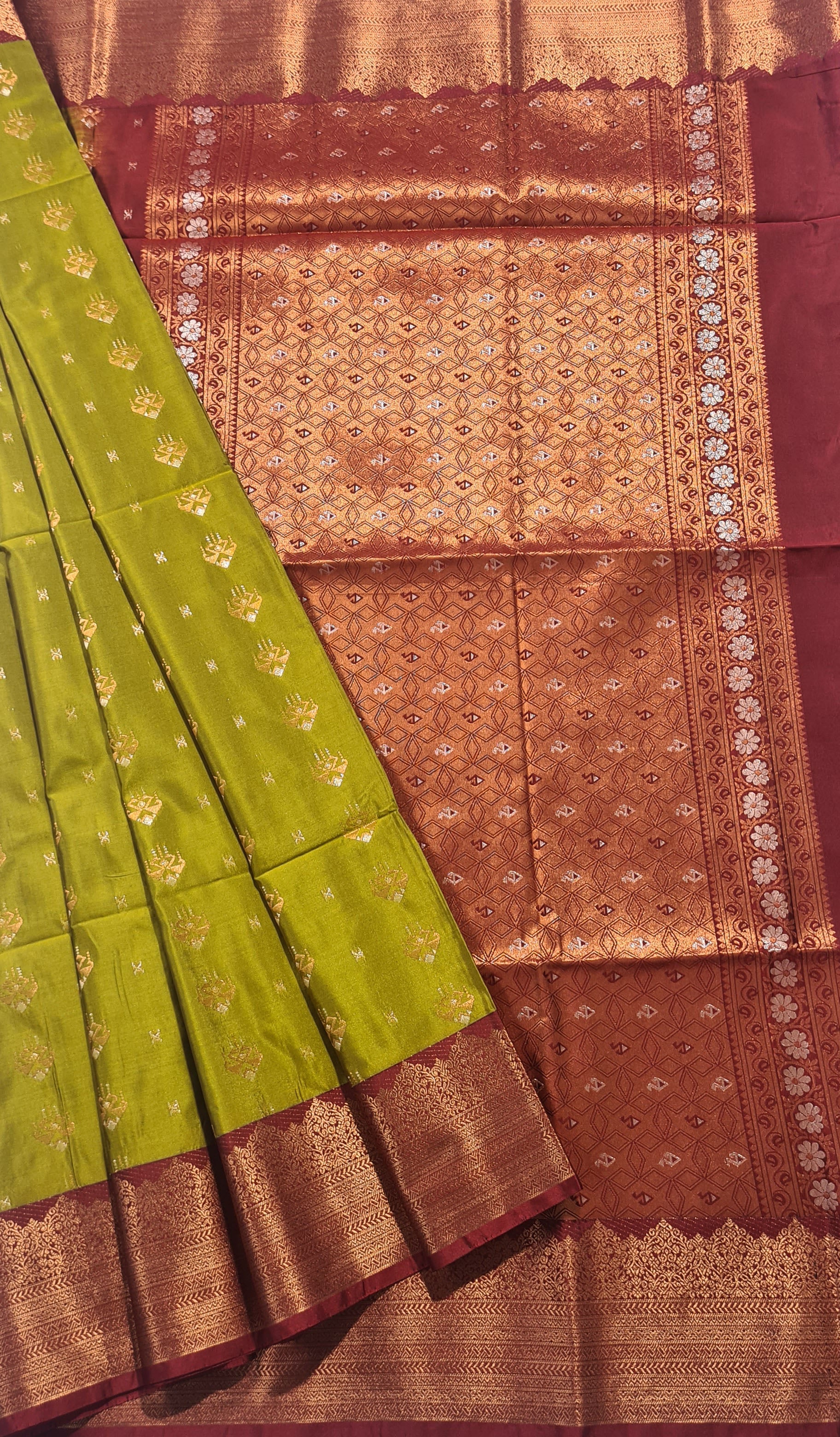 Kanchi Vegan Silk Saree With Contrast Blouse and Rich Jari Pallu