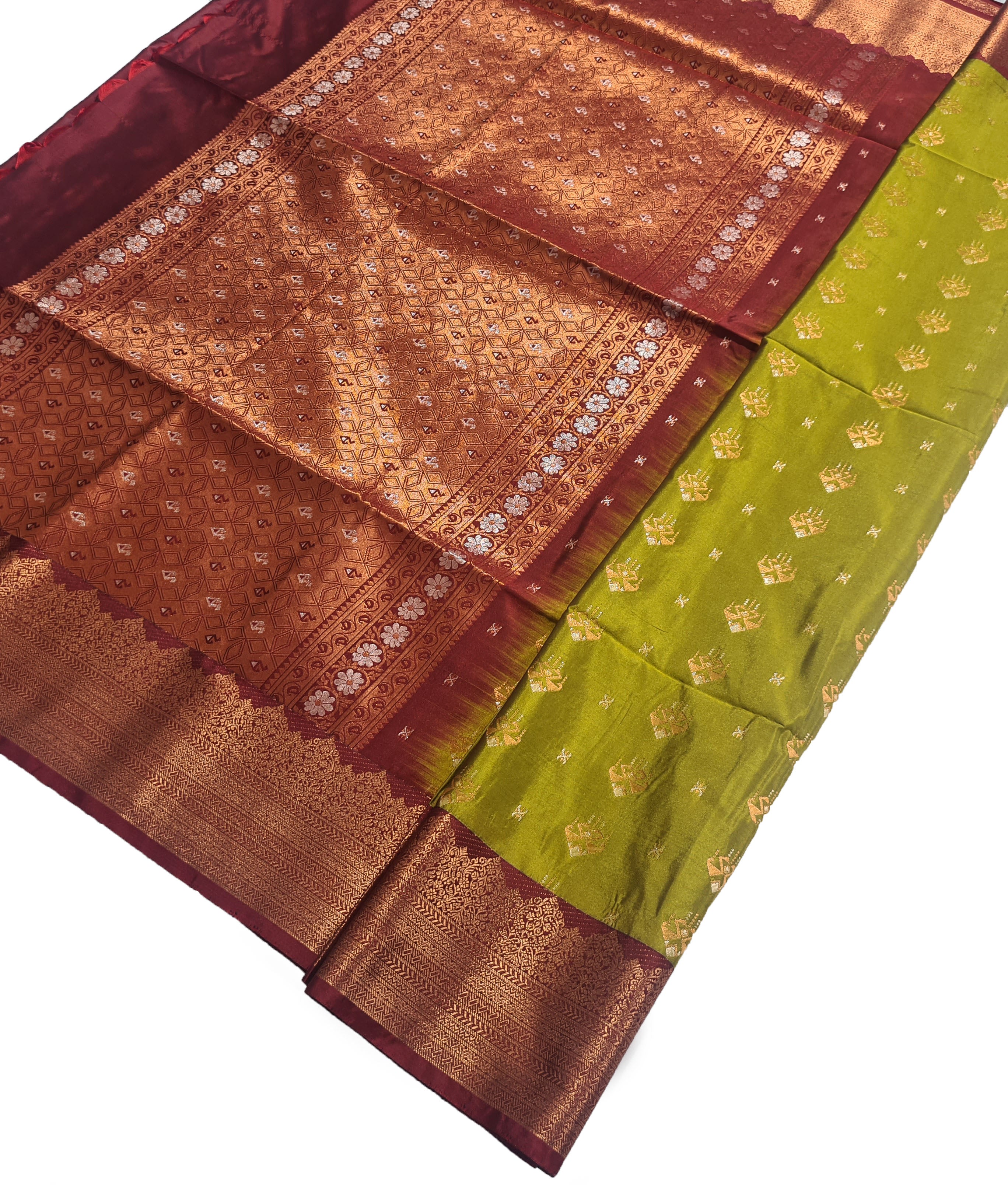 Kanchi Vegan Silk Saree With Contrast Blouse and Rich Jari Pallu