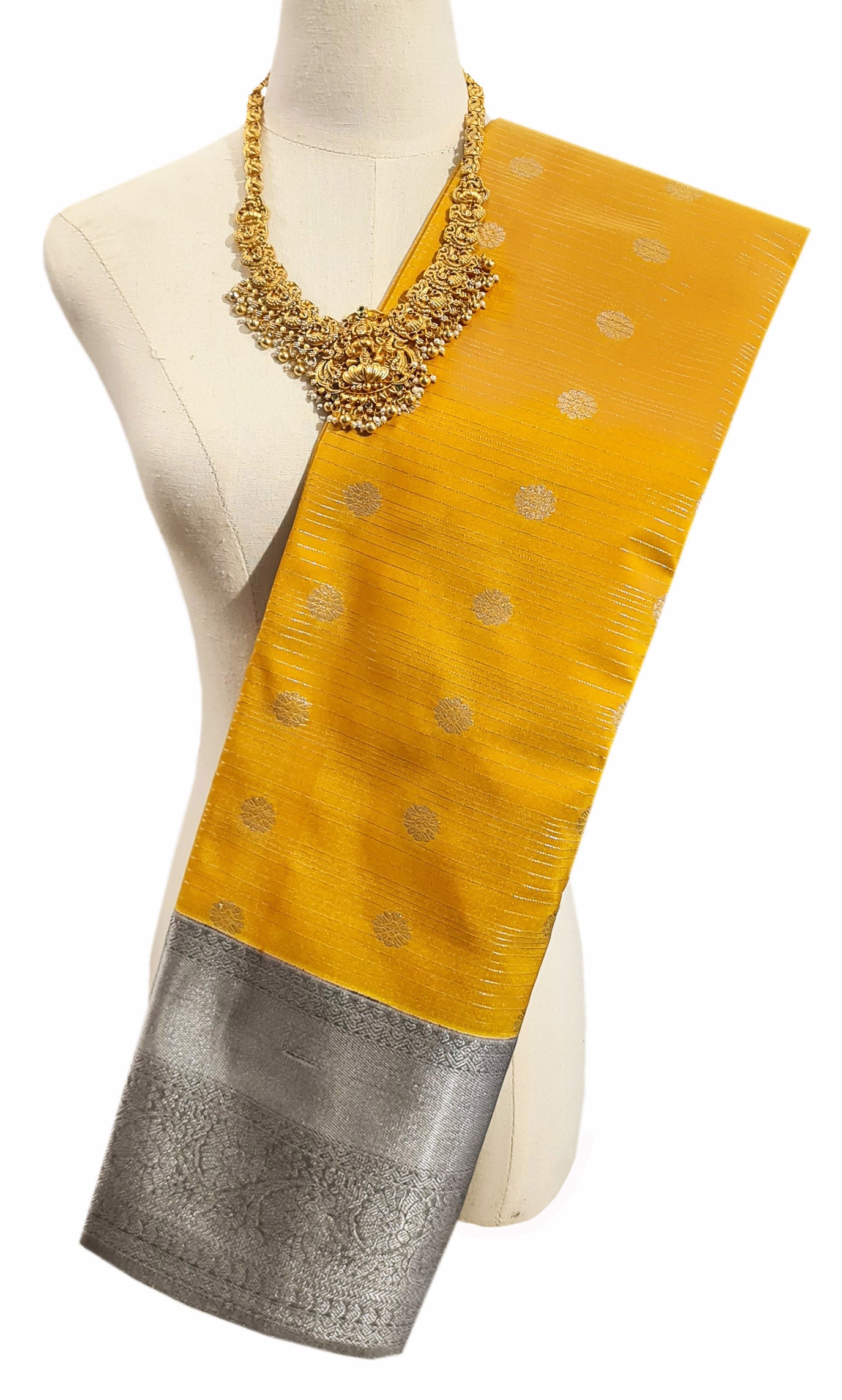 Vairaoosi Kanchi Vegan Silk Saree