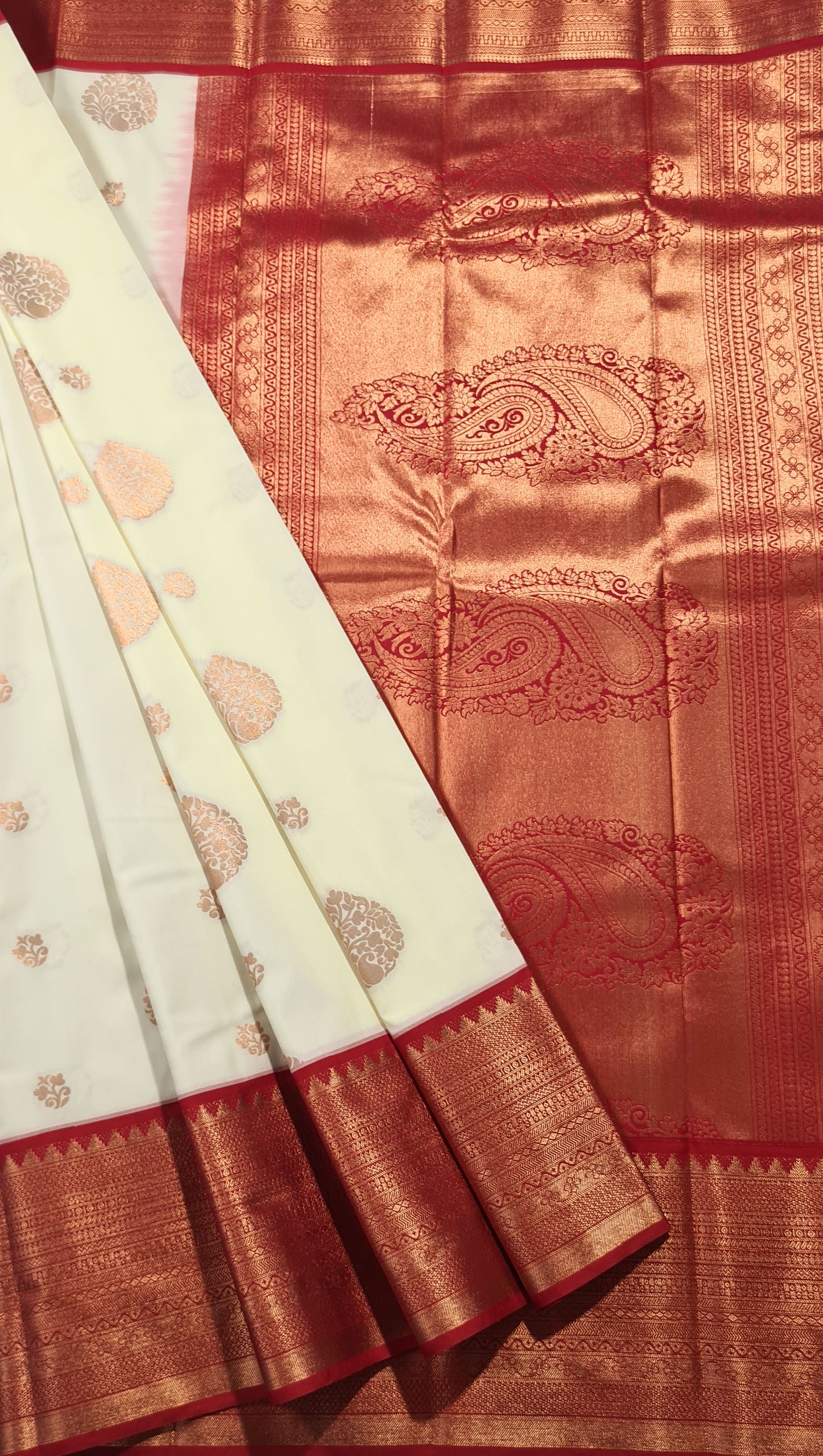Kanchi Vegan Silk Saree With Contrast Blouse and Rich Jari Pallu
