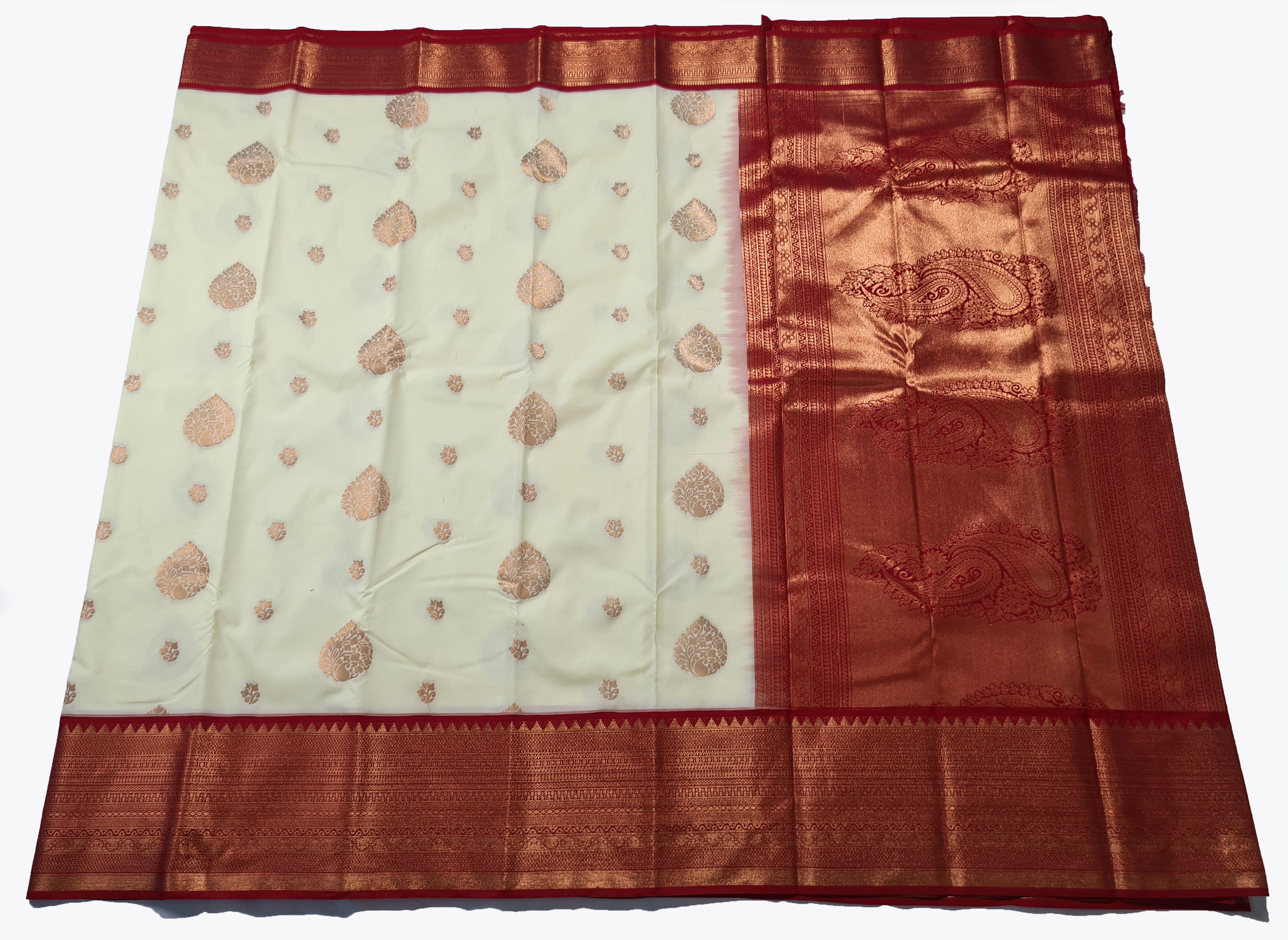 Kanchi Vegan Silk Saree With Contrast Blouse and Rich Jari Pallu