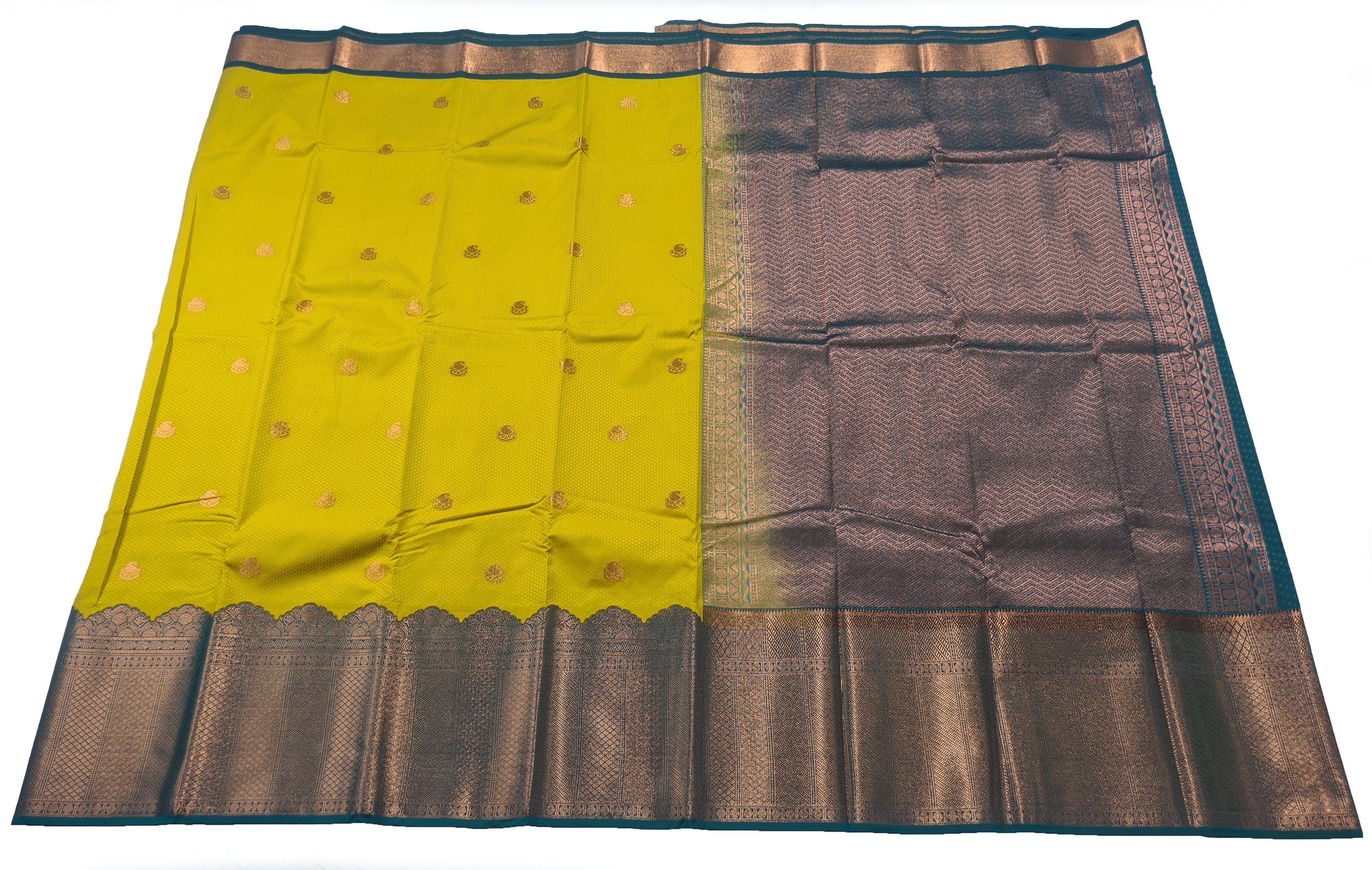 Kanchi Vegan Silk Saree With Contrast Blouse and Rich Jari Pallu