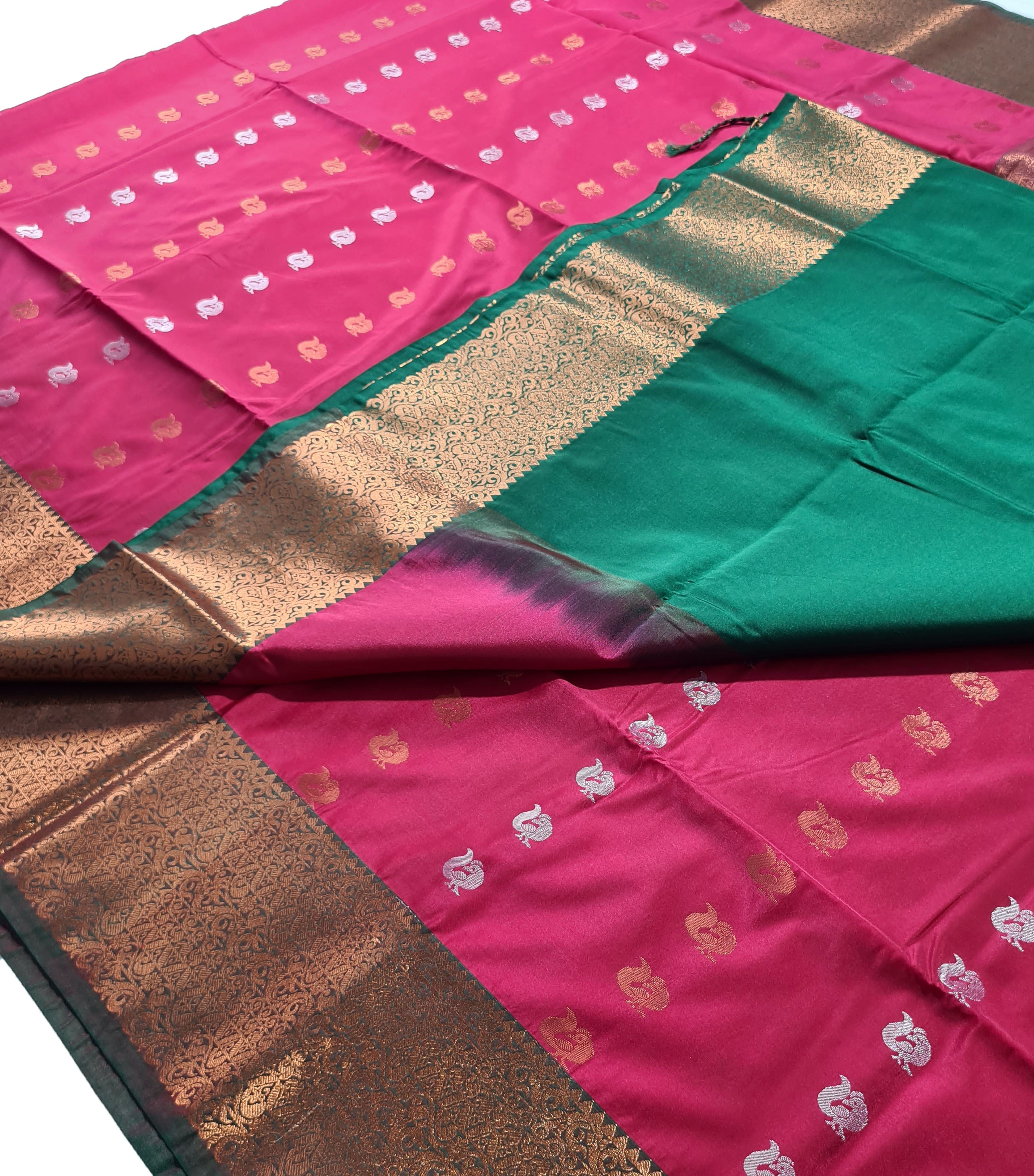 Kanchi Vegan Silk Saree With Contrast Blouse and Rich Jari Pallu