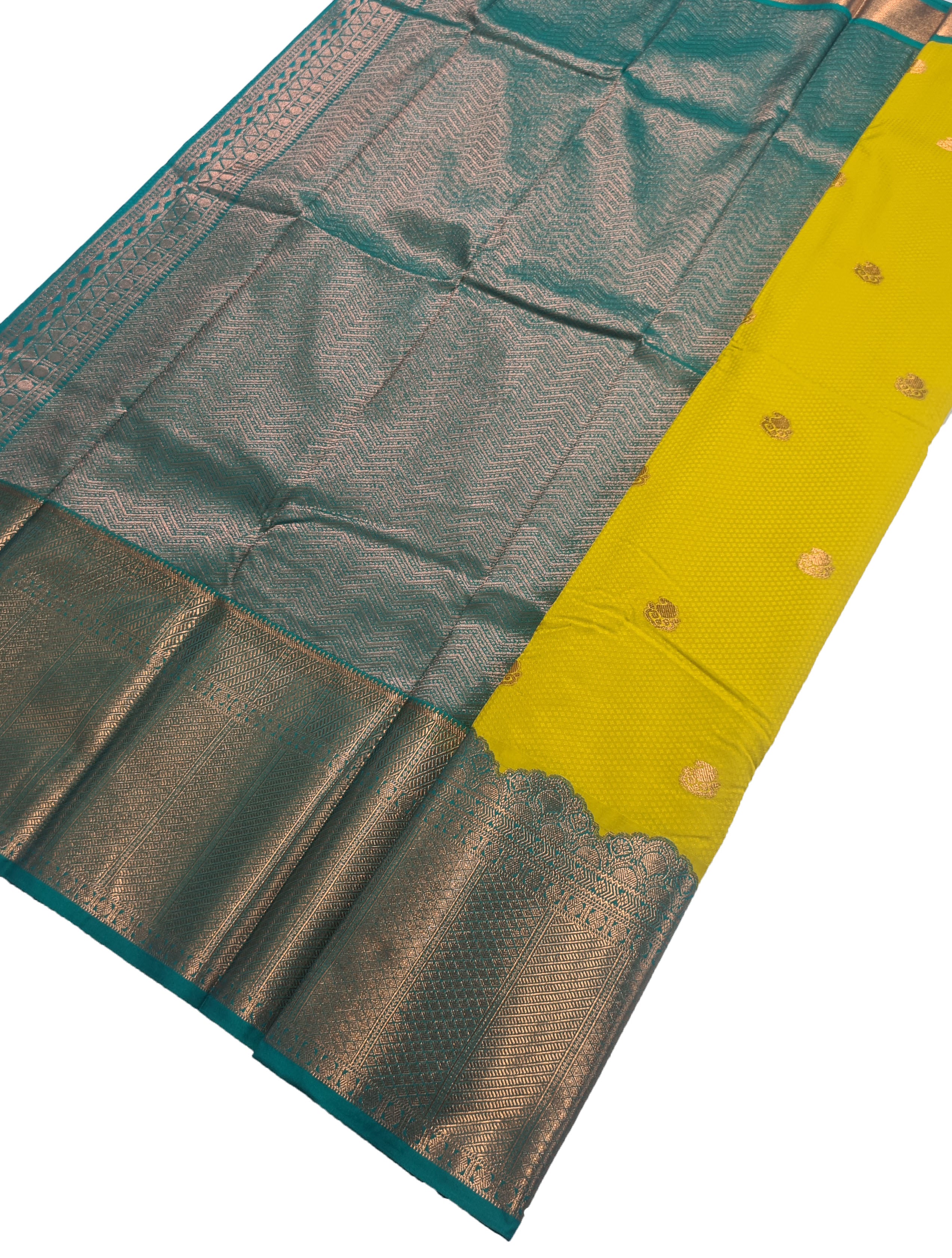 Kanchi Vegan Silk Saree With Contrast Blouse and Rich Jari Pallu