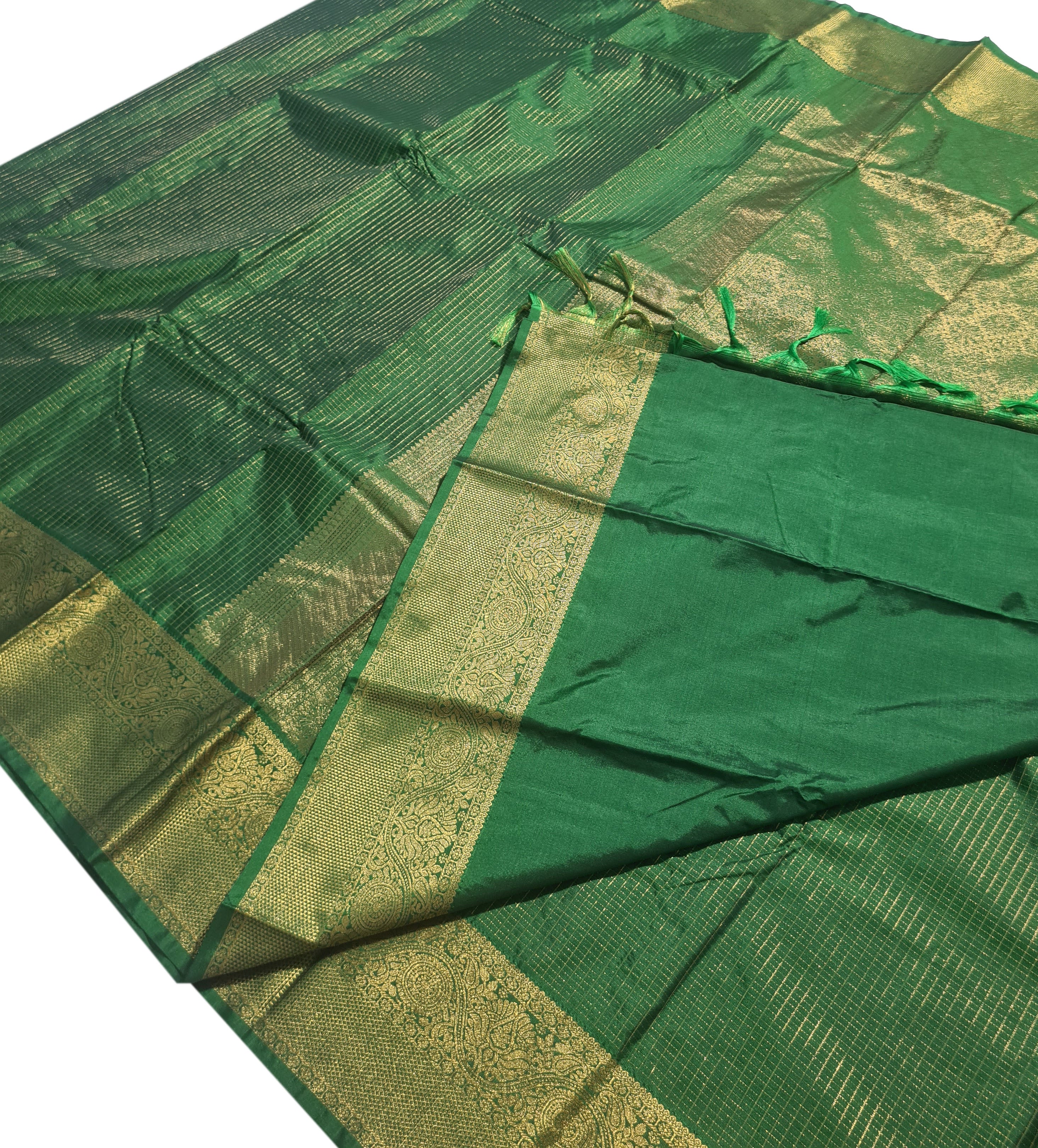 Vairaoosi Check Sarees