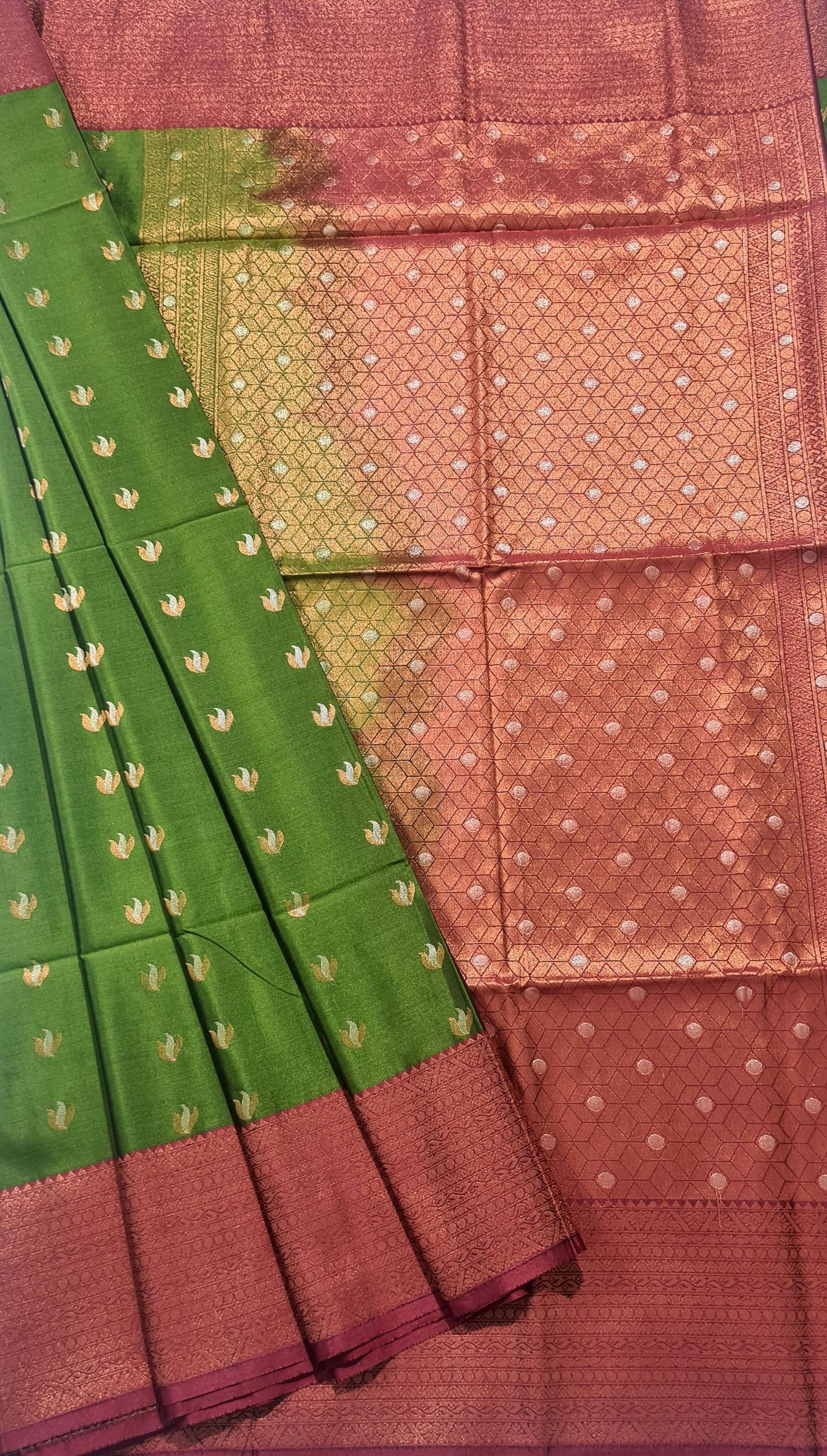 Kanchi Vegan Silk Saree With Contrast Blouse and Rich Jari Pallu