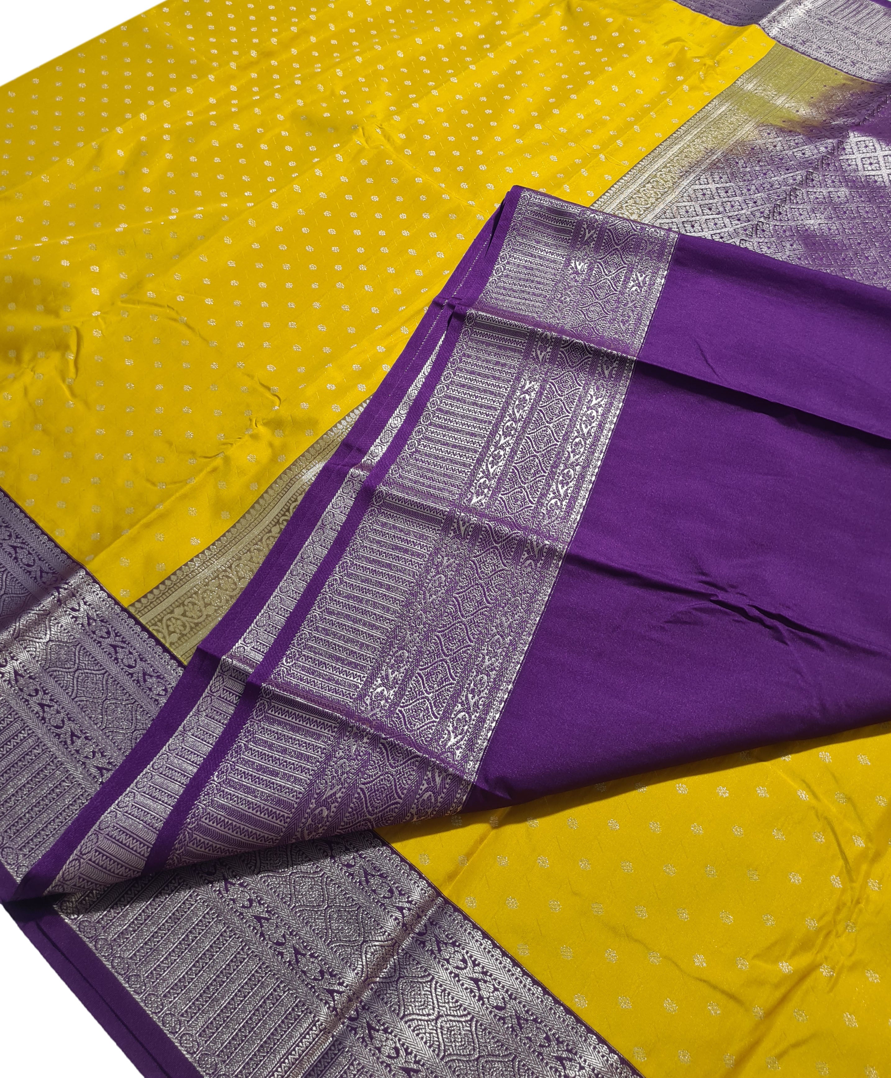 Kanchi Vegan Silk Saree With Contrast Blouse and Rich Jari Pallu