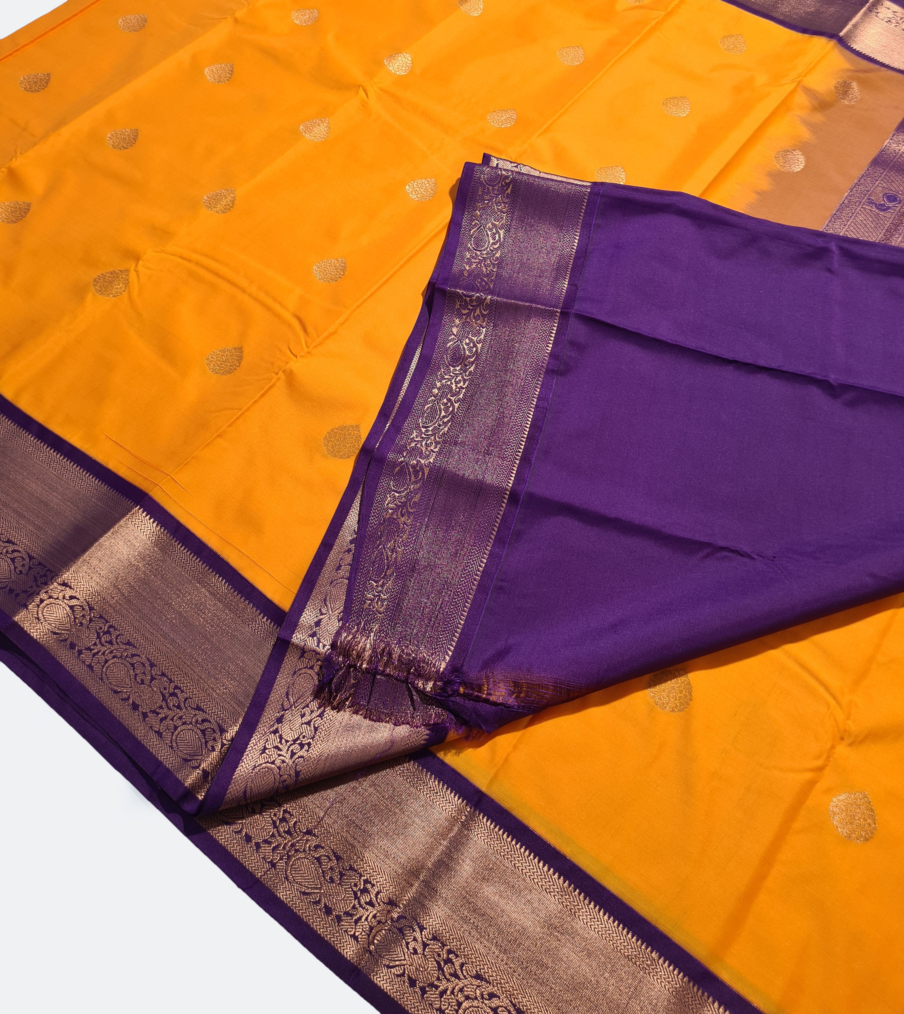 Kanchi Vegan Silk Saree With Contrast Blouse and Rich Jari Pallu