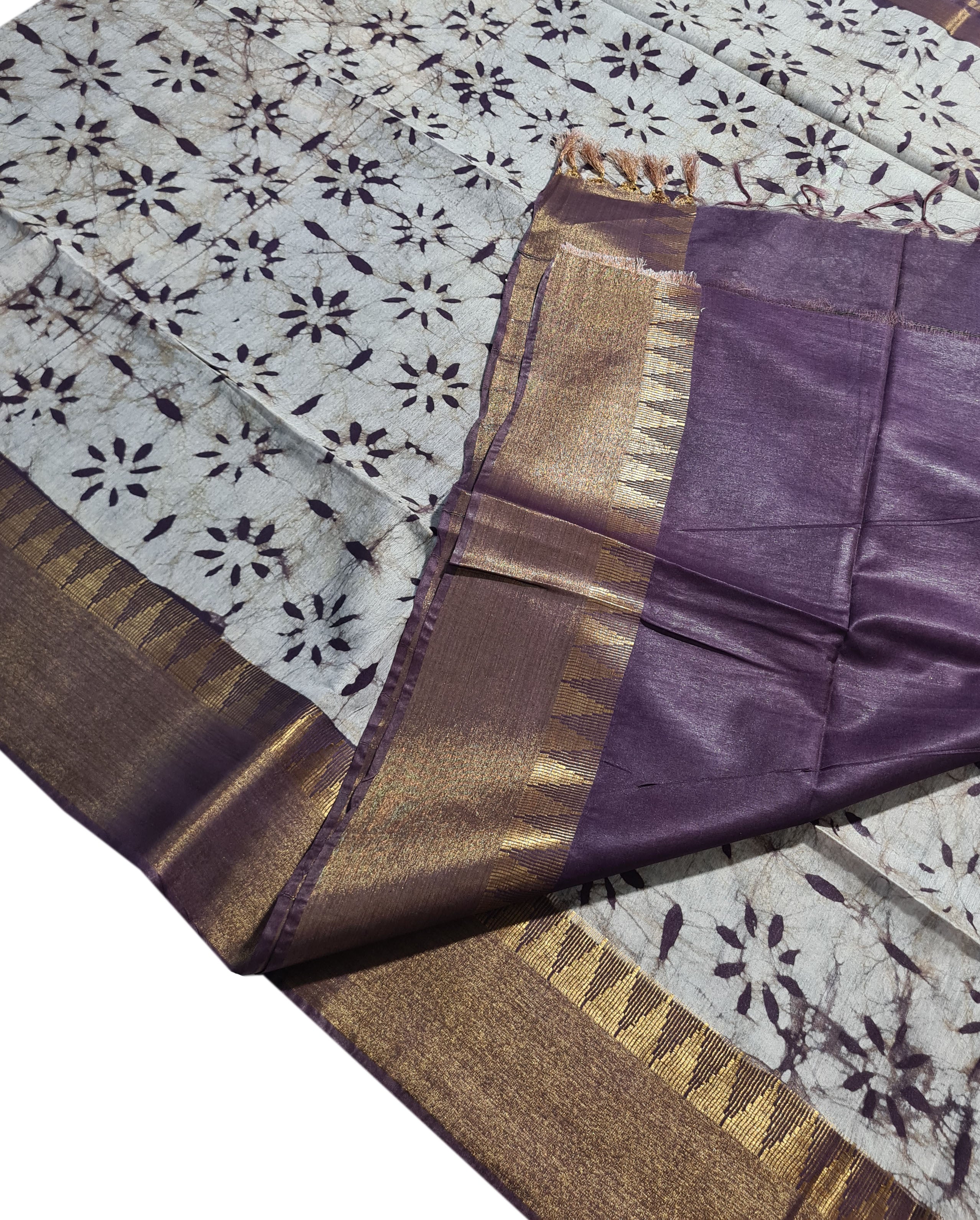 Semi tussar Antic Design Sarees