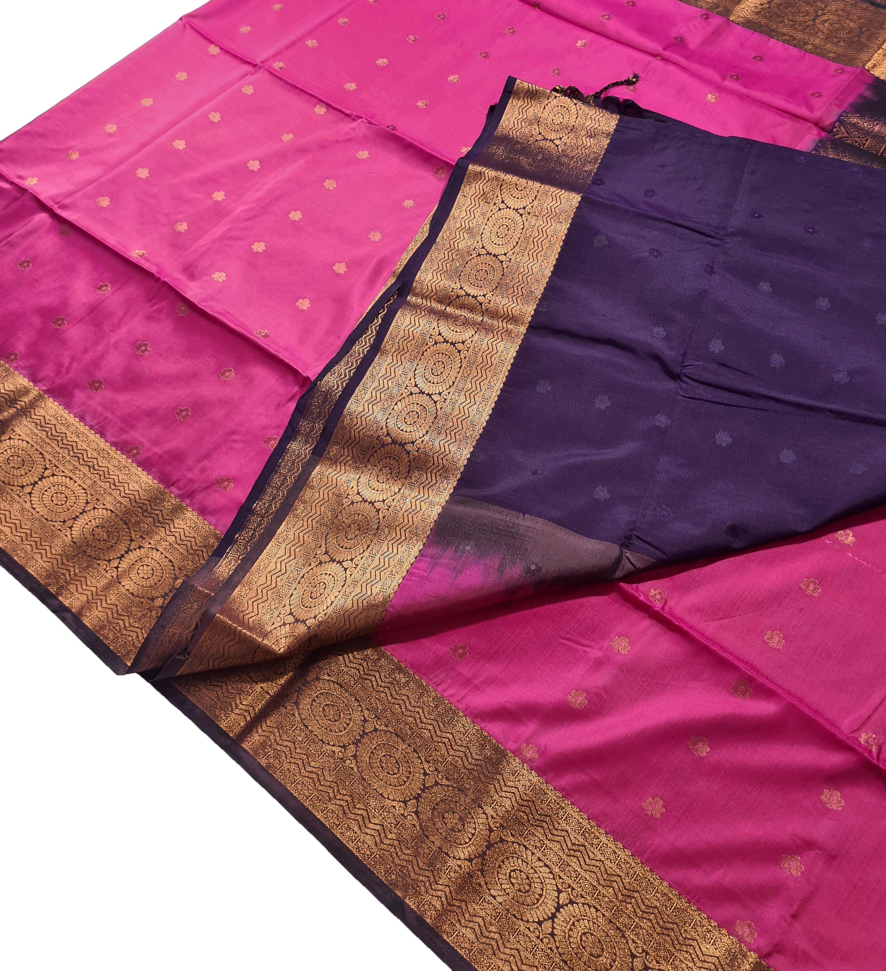Kanchi Vegan Silk Saree With Contrast Blouse and Rich Jari Pallu