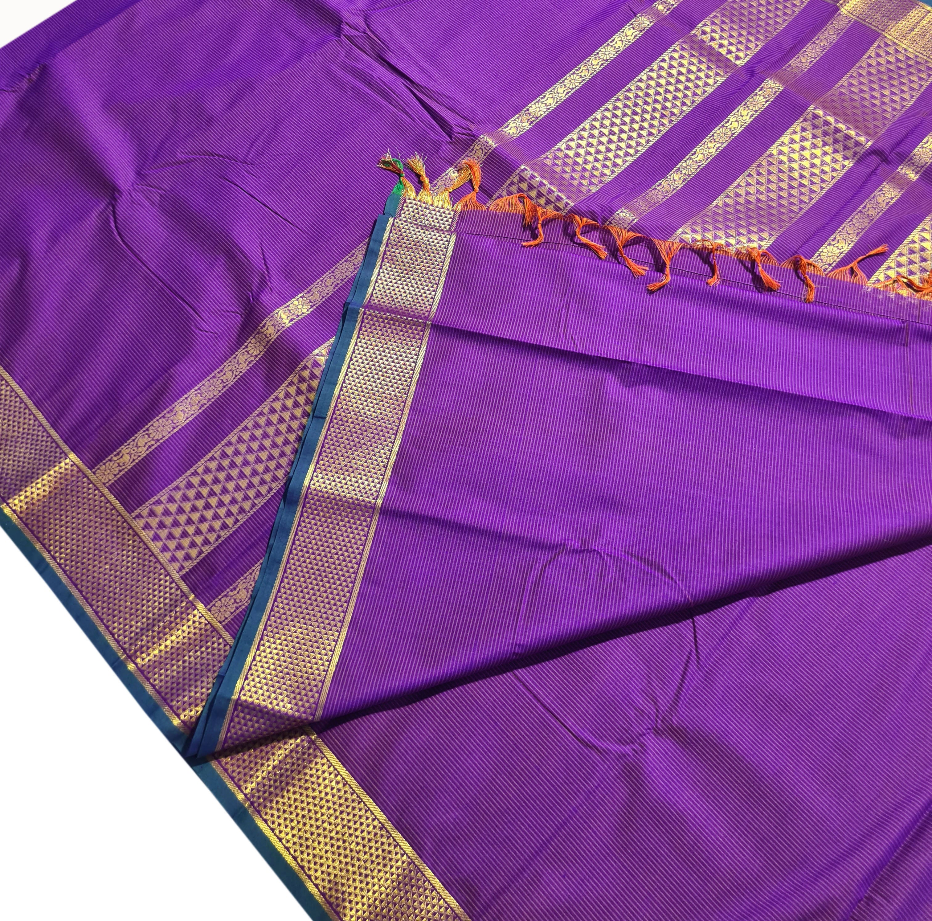 Vairaoosi Agarlic Cotton Silk Sarees