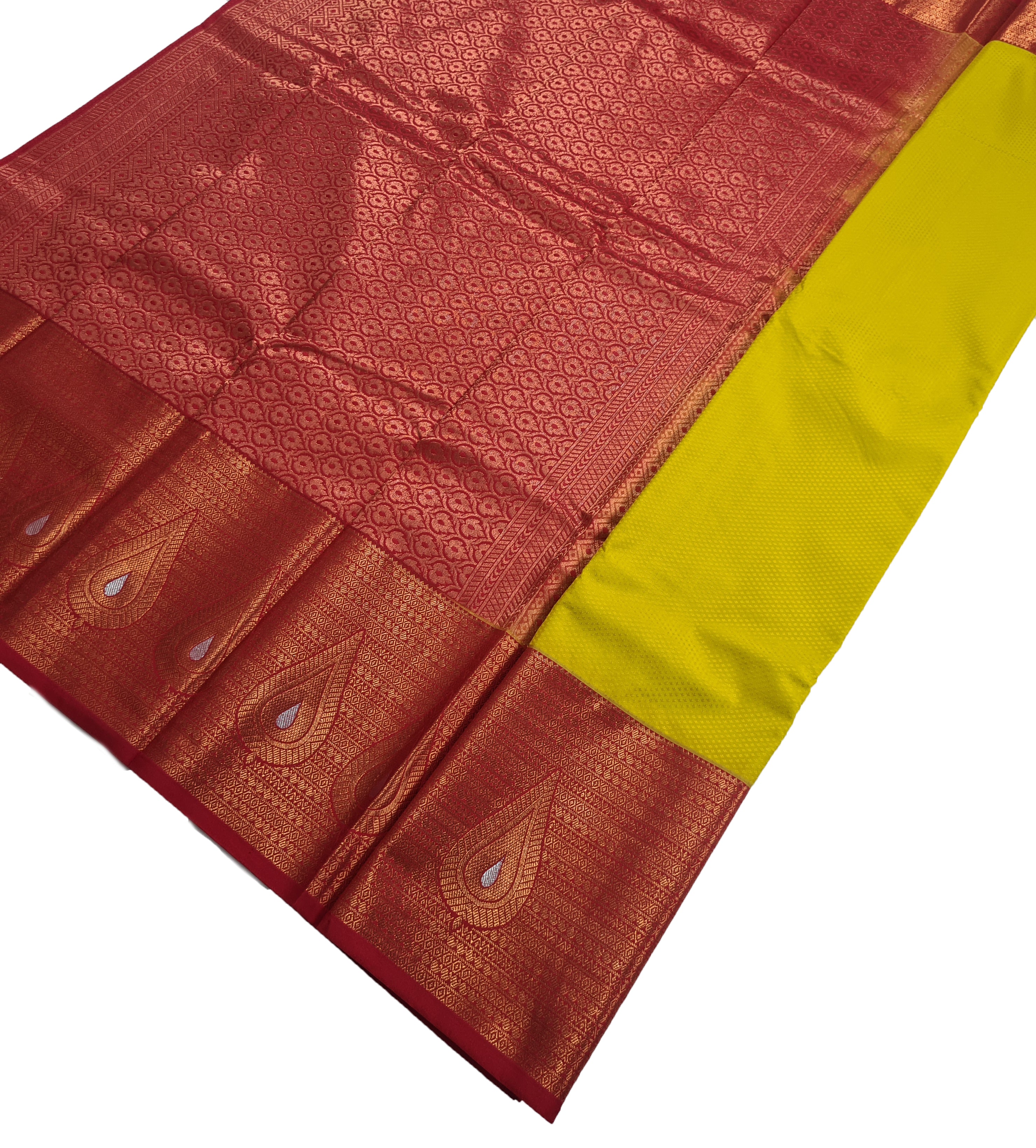 Kanchi Vegan Silk Saree With Contrast Blouse and Rich Jari Pallu