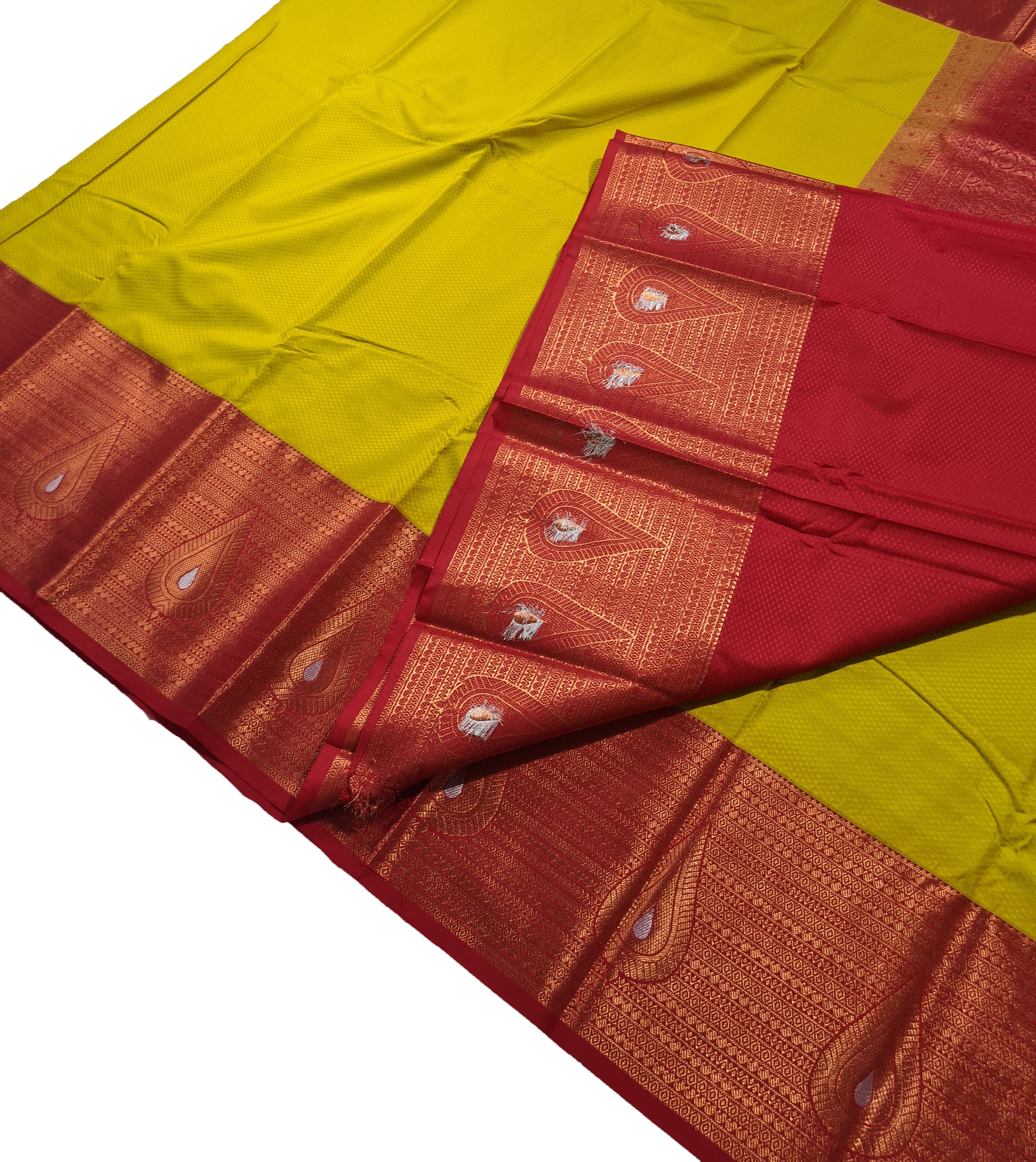 Kanchi Vegan Silk Saree With Contrast Blouse and Rich Jari Pallu