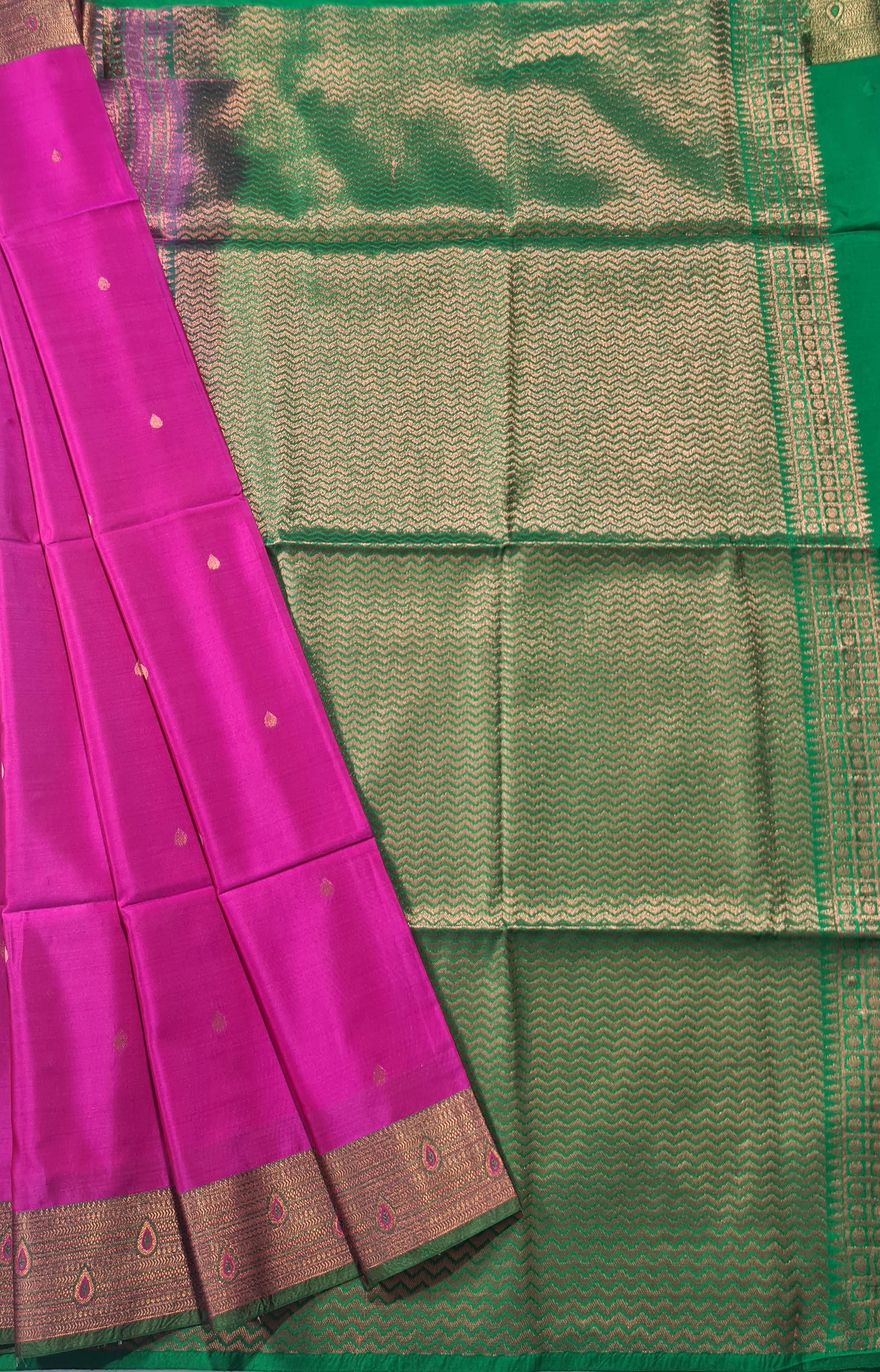 Kanchi Vegan Silk Saree With Contrast Blouse and Rich Jari Pallu