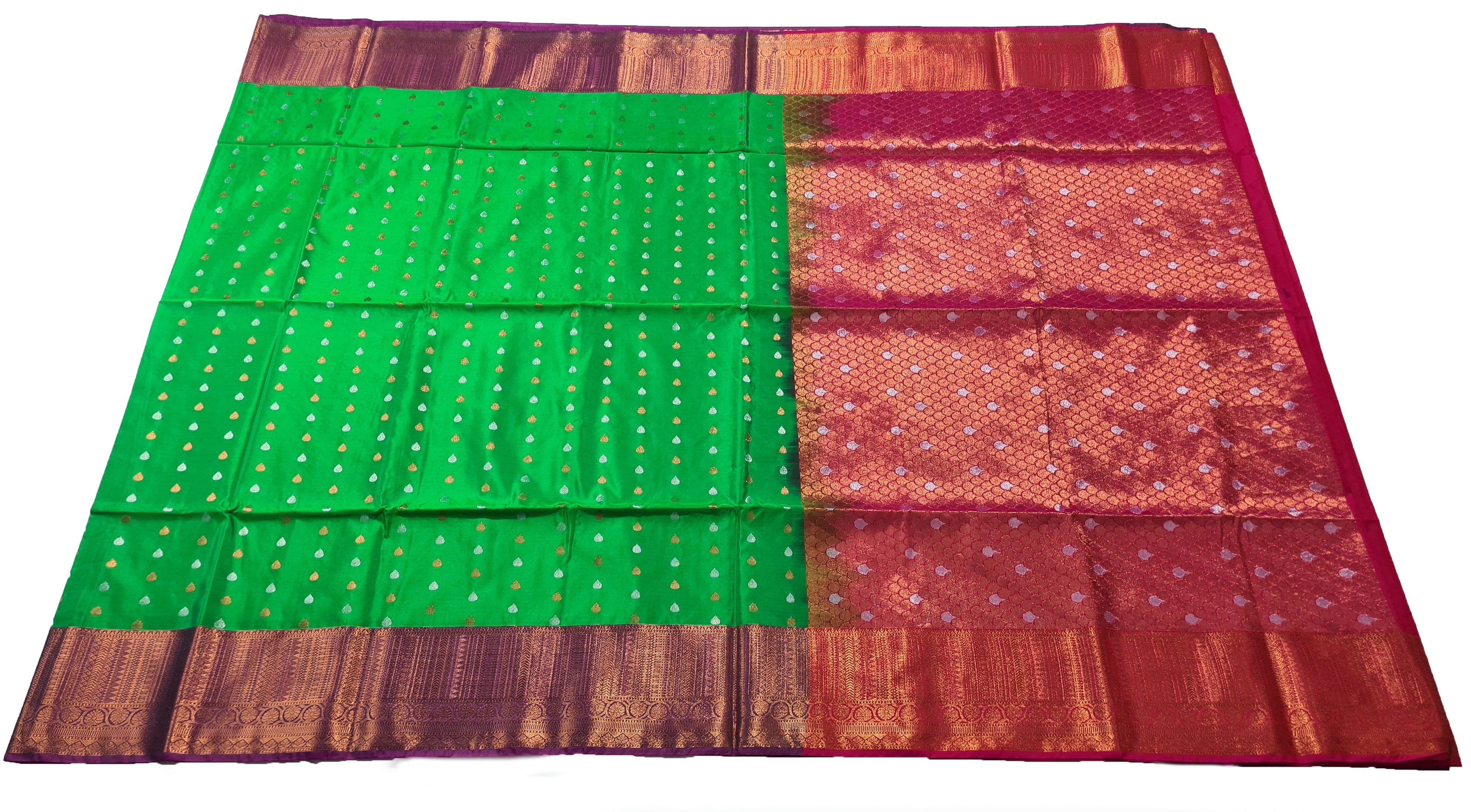 Kanchi Vegan Silk Saree With Contrast Blouse and Rich Jari Pallu