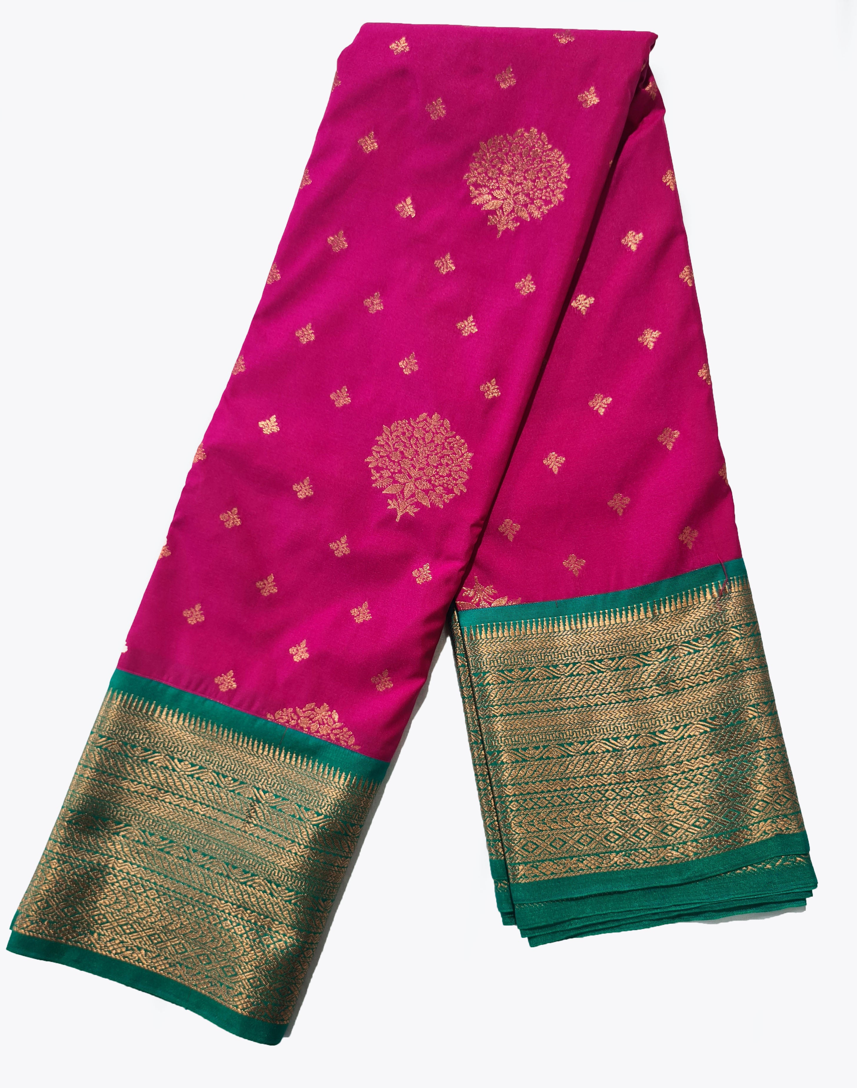 Kanchi Vegan Silk Saree With Contrast Blouse and Rich Jari Pallu