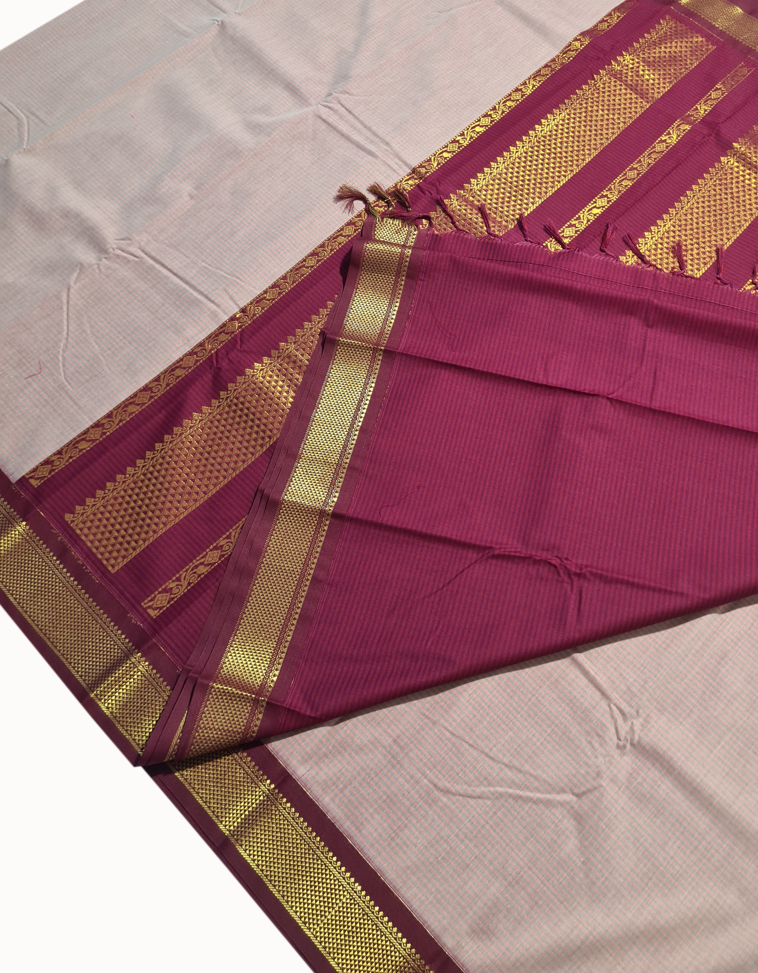Vairaoosi Agarlic Cotton Silk Sarees