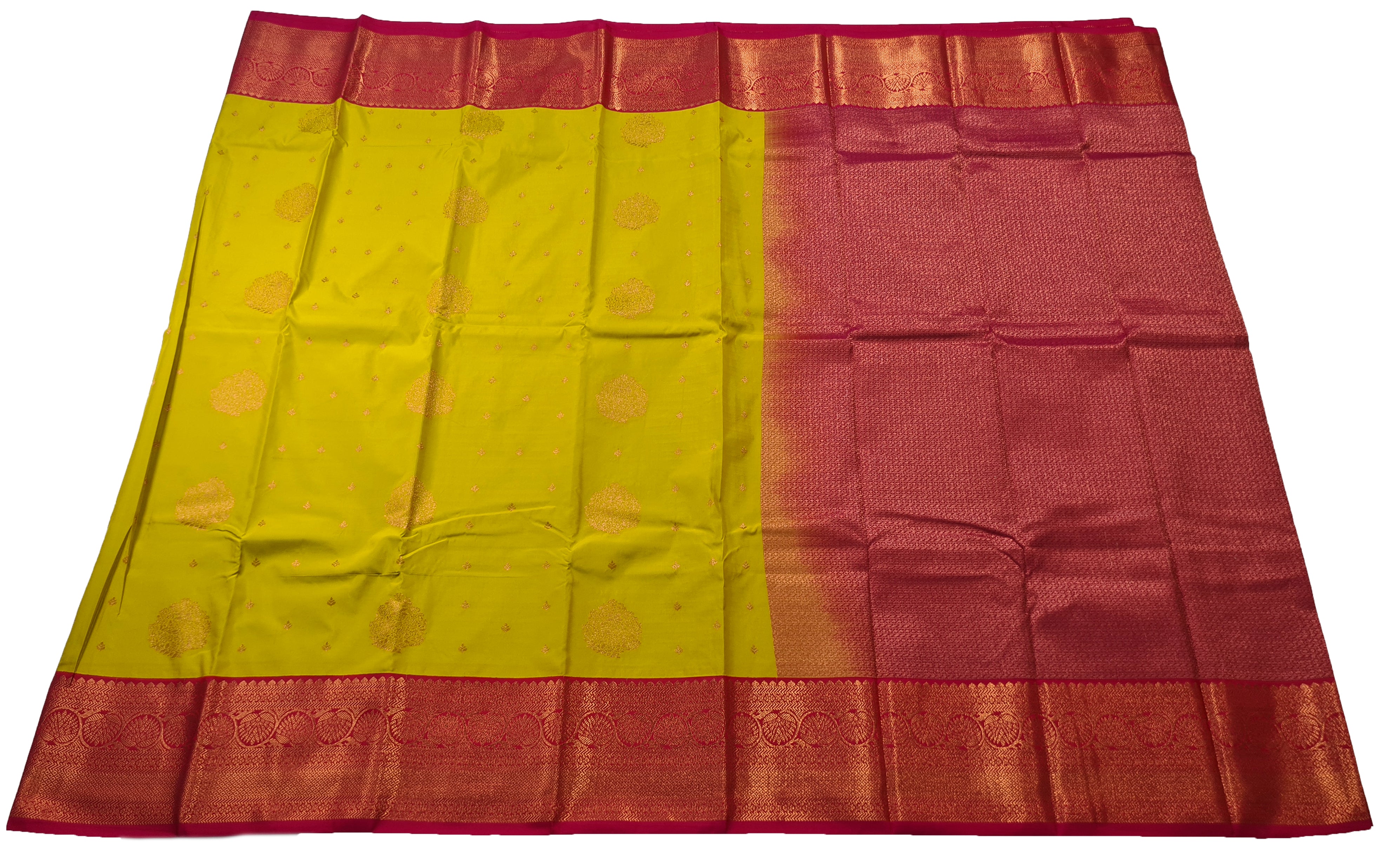 Kanchi Vegan Silk Saree With Contrast Blouse and Rich Jari Pallu
