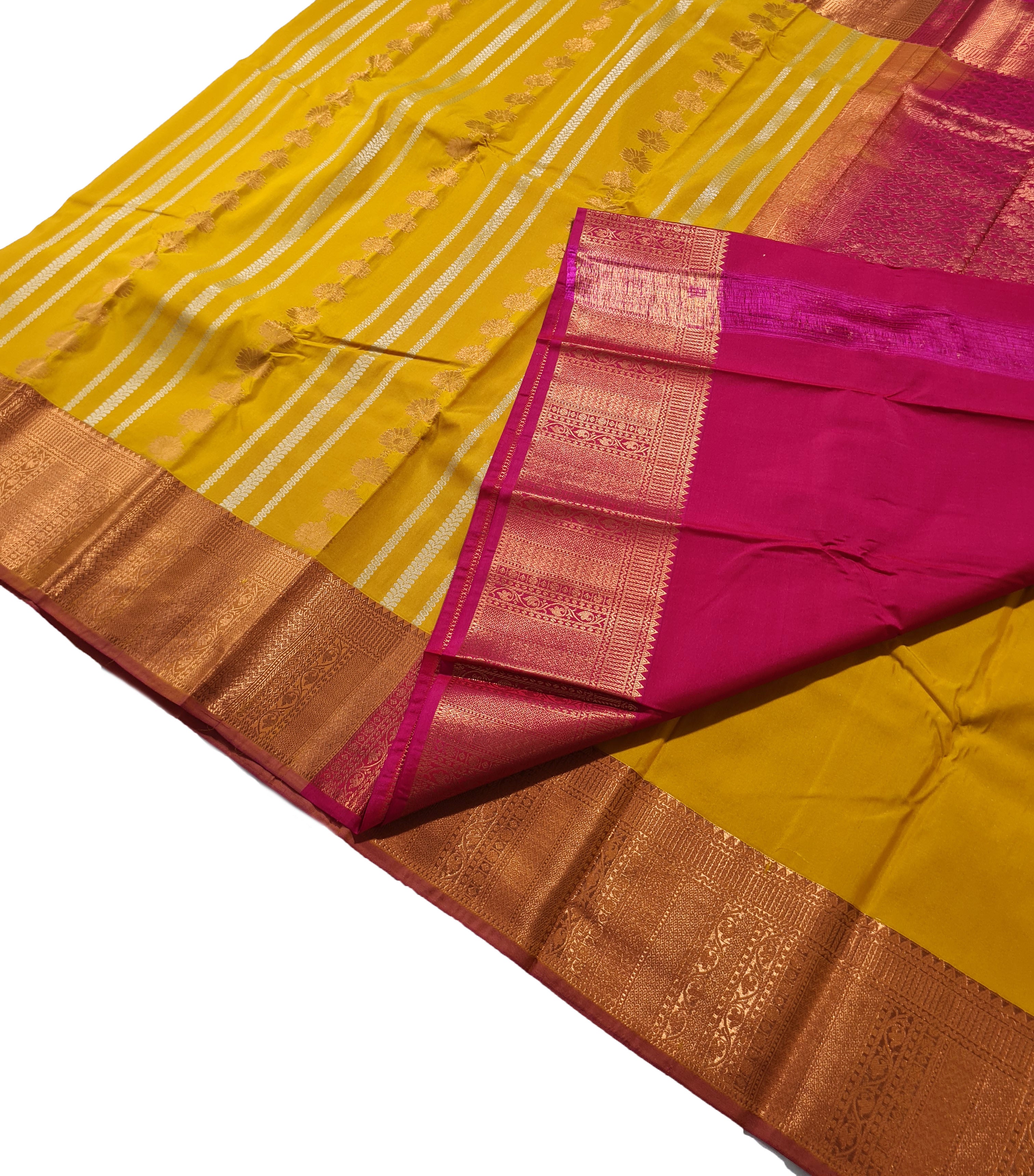 Kanchi Vegan Silk Saree With Contrast Blouse and Rich Jari Pallu