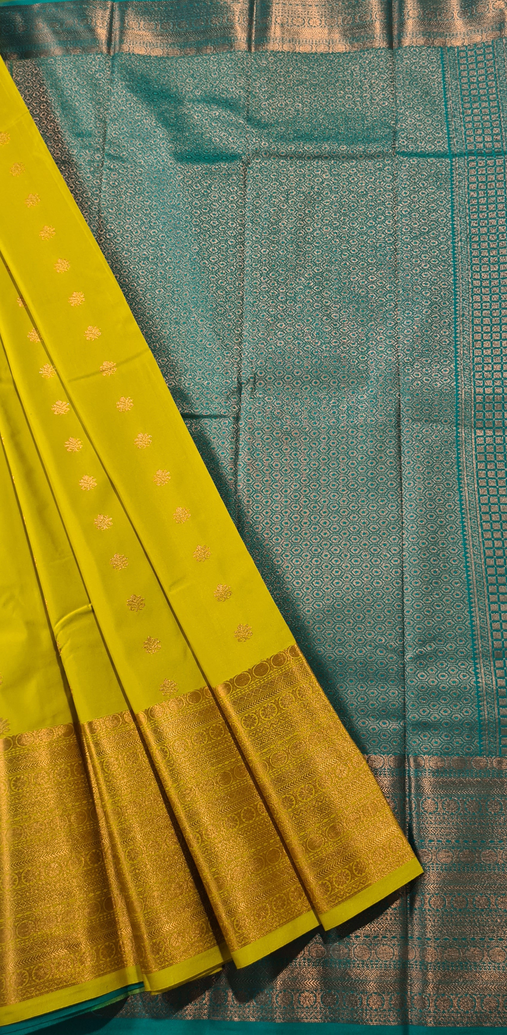 Kanchi Vegan Silk Saree With Contrast Blouse and Rich Jari Pallu