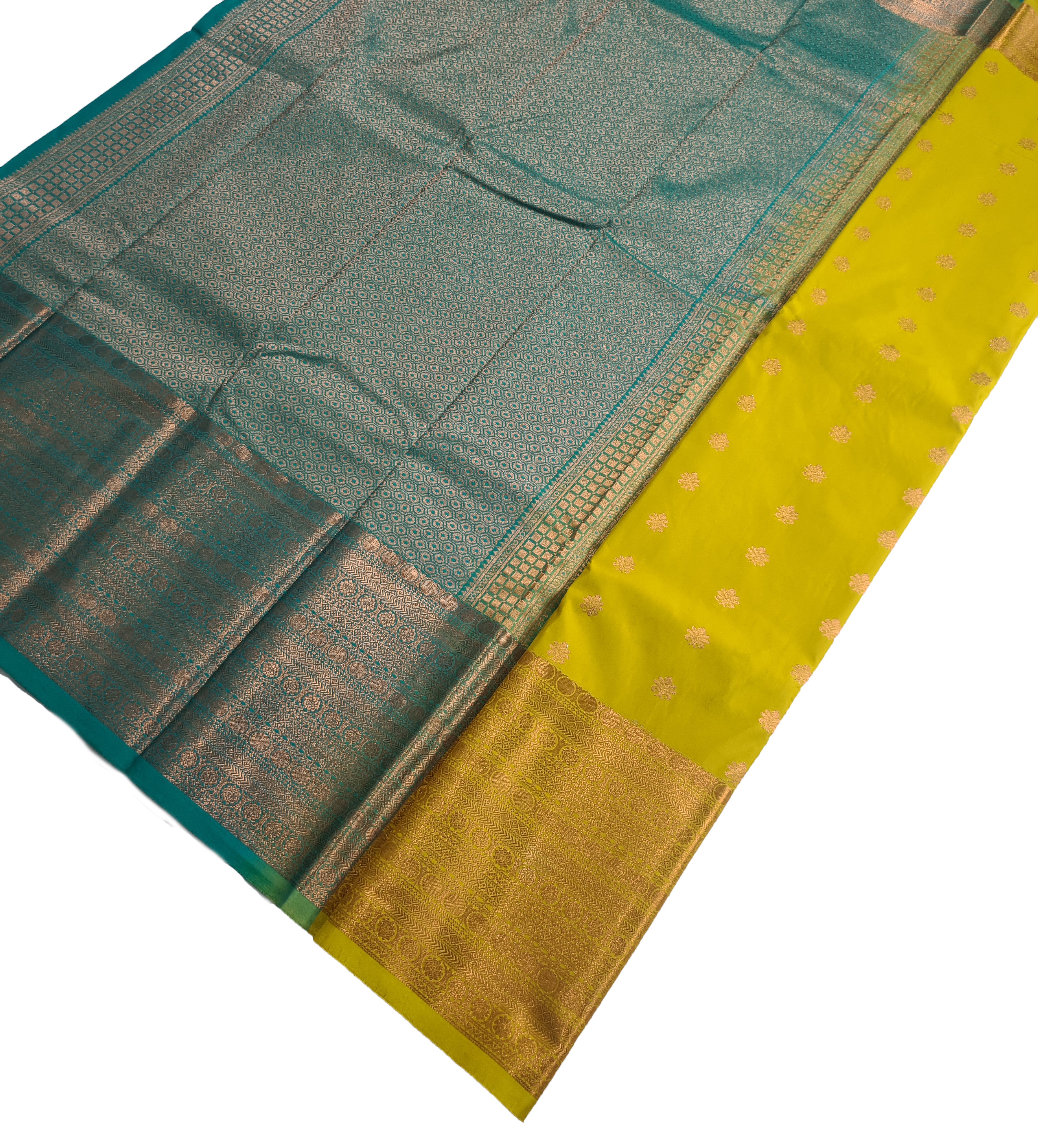 Kanchi Vegan Silk Saree With Contrast Blouse and Rich Jari Pallu
