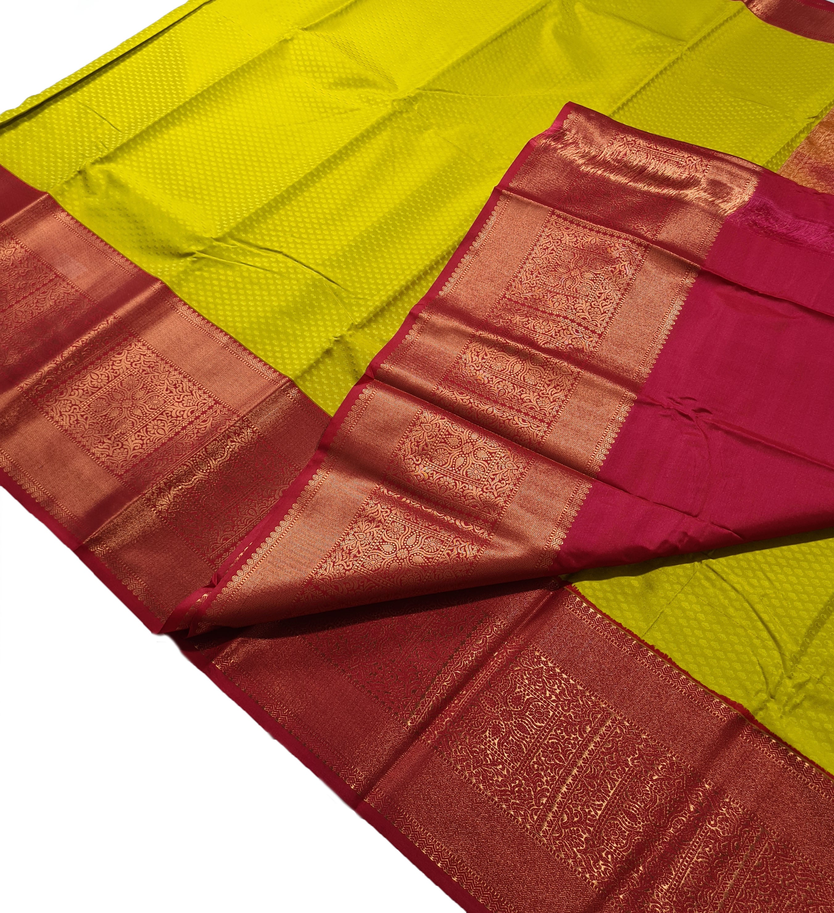Kanchi Vegan Silk Saree With Contrast Blouse and Rich Jari Pallu